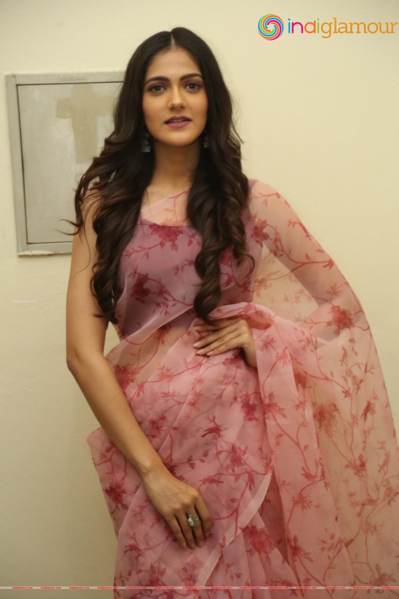 Simran Chowdary Actress hd photo
