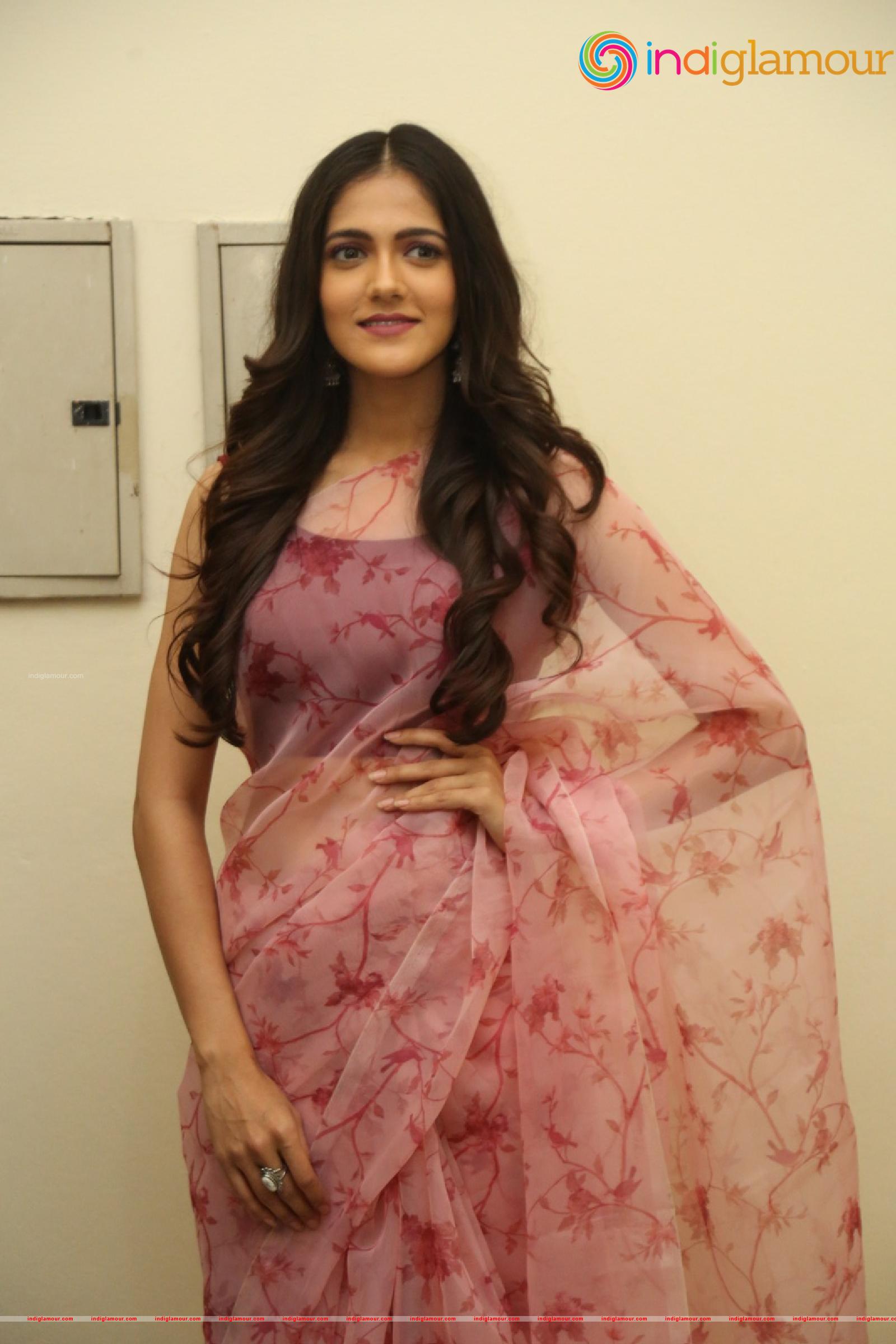 Simran Chowdary Actress hd photo