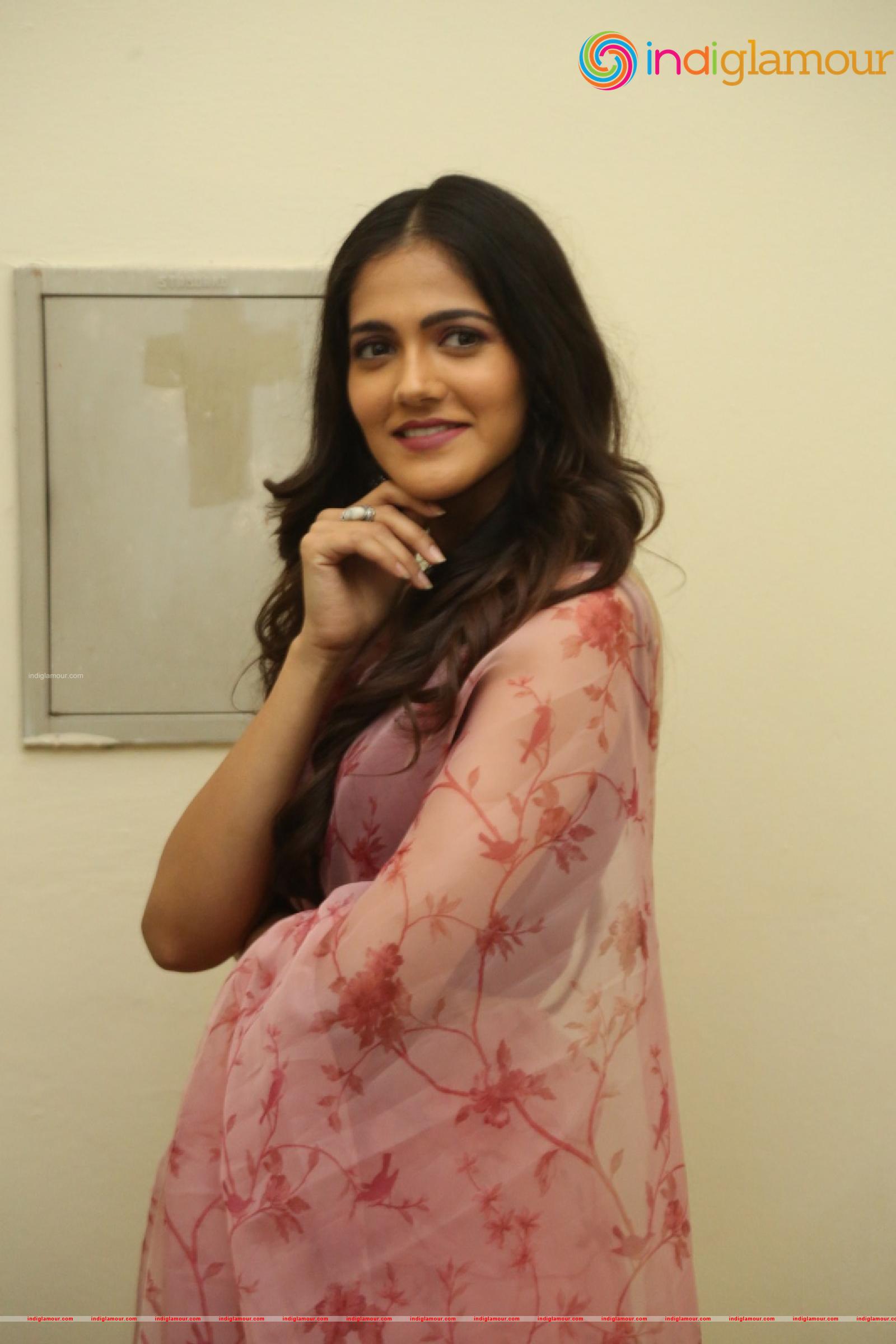 Simran Chowdary Actress hd photo