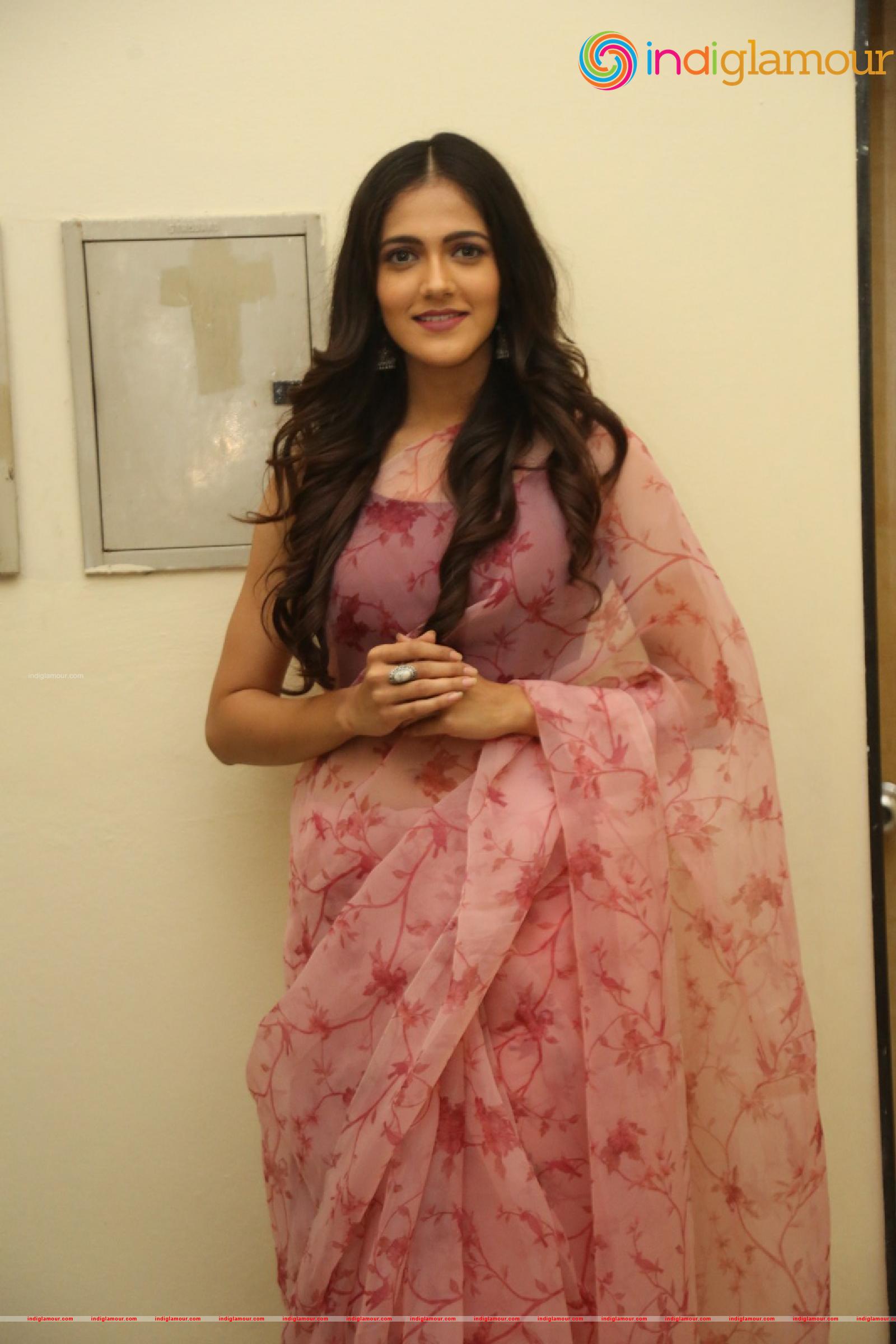 Simran Chowdary Actress hd photo