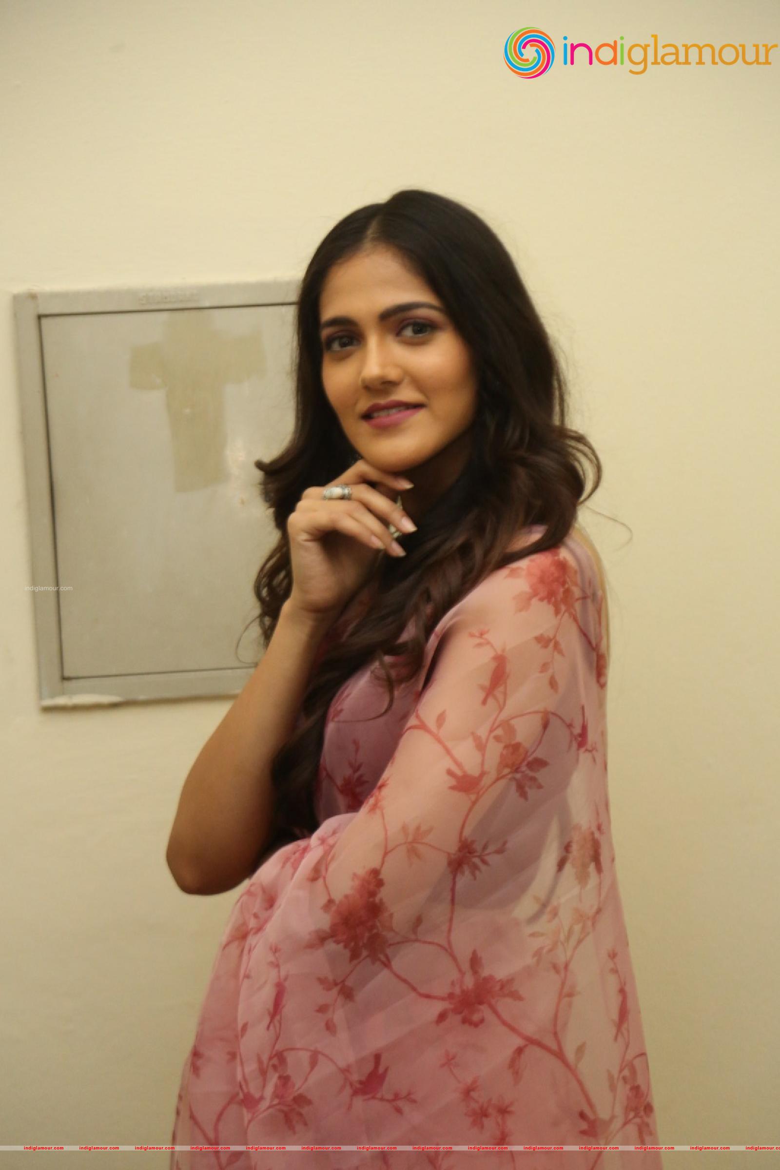 Simran Chowdary Actress hd photo