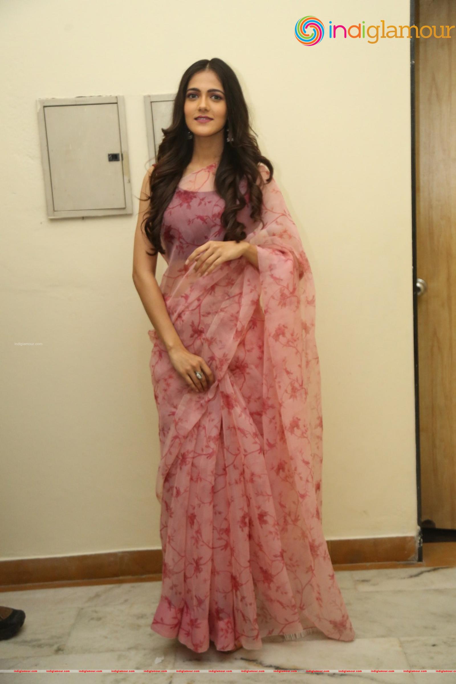 Simran Chowdary Actress hd photo