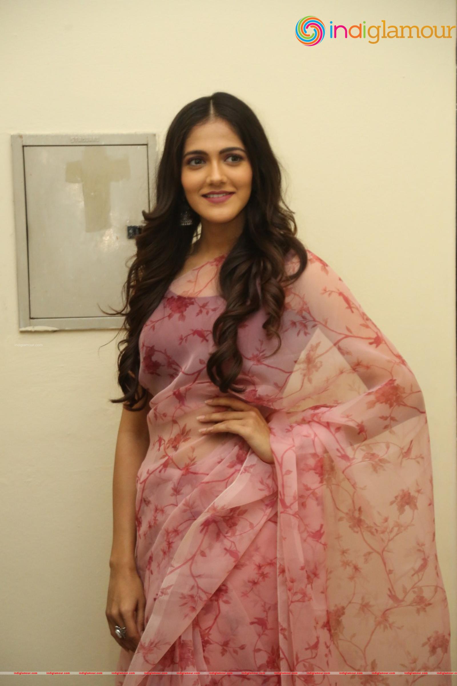 Simran Chowdary Actress hd photo