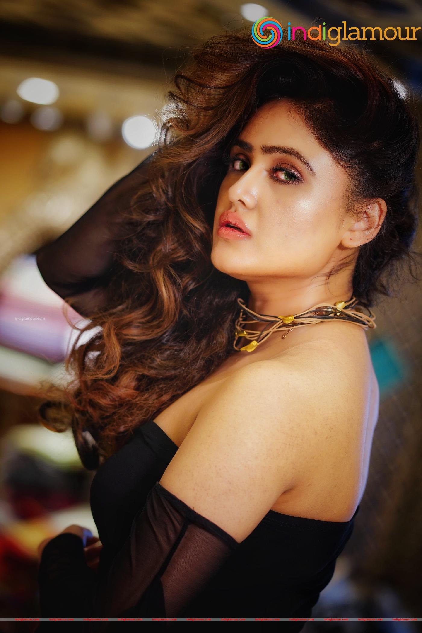 Sony Charishta Actress hd photo