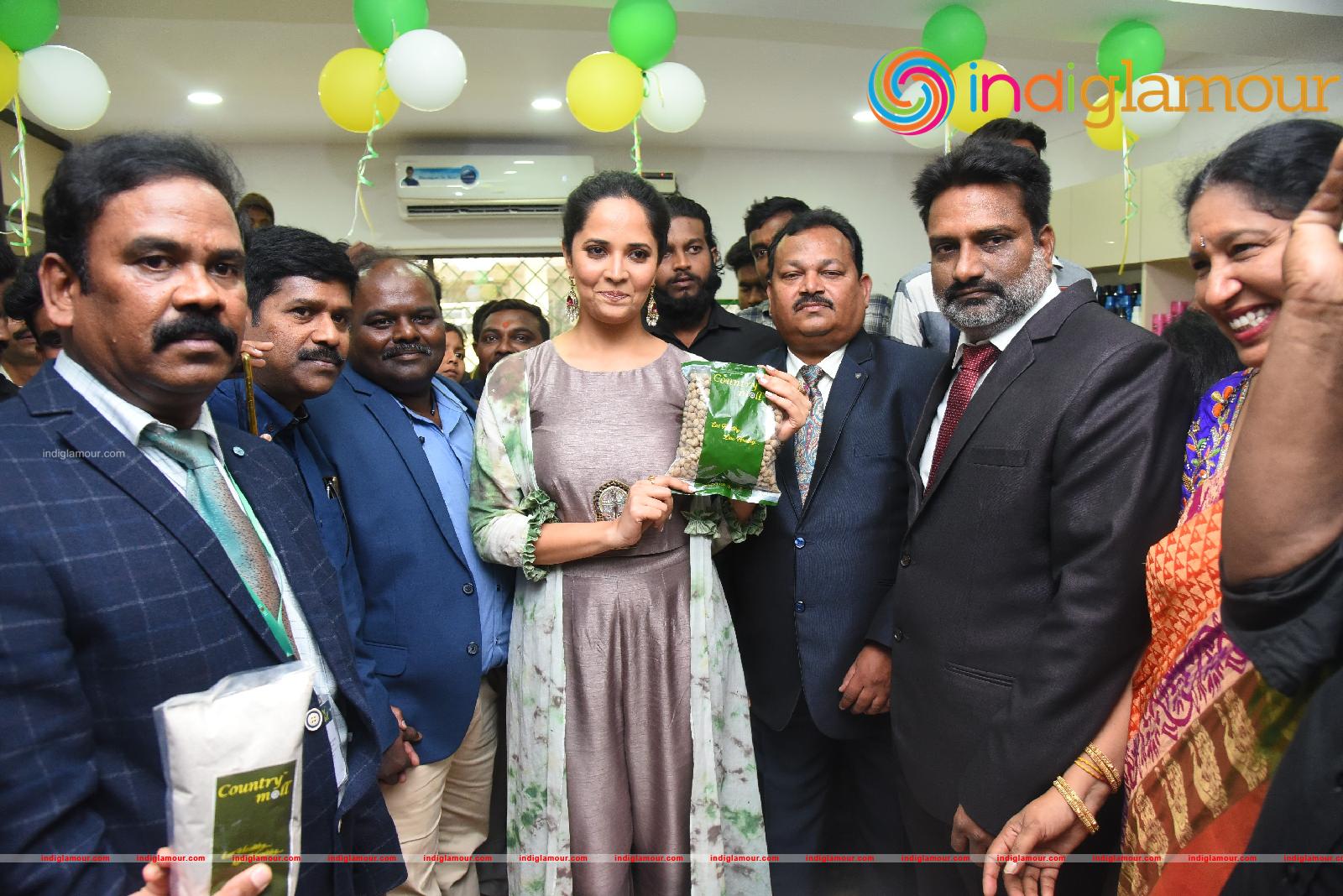Anasuya Bharadwaj Actress hd photo