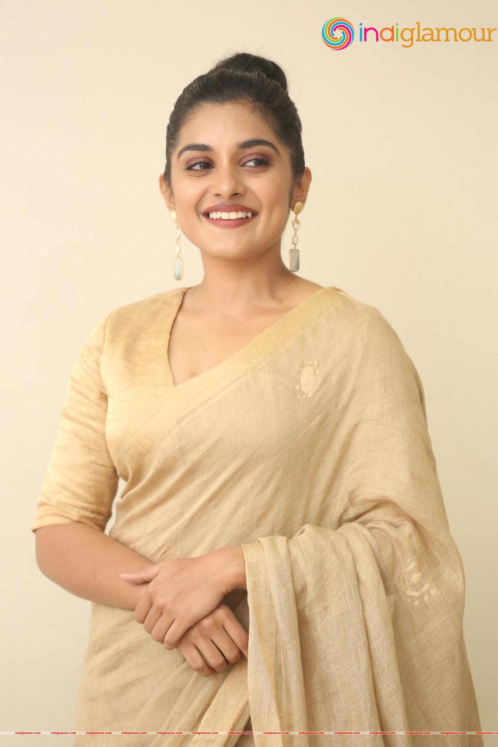 Nivetha Thomas Actress hd photo