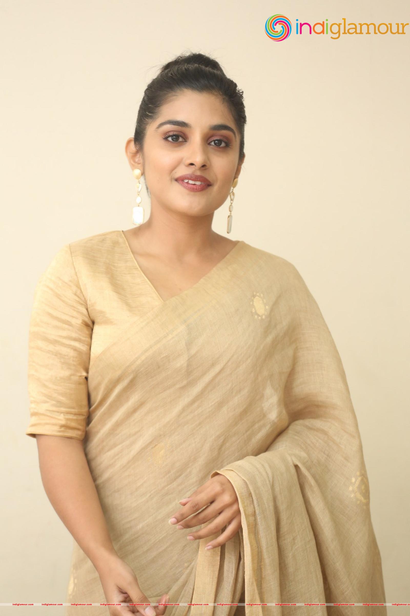 Nivetha Thomas Actress hd photo