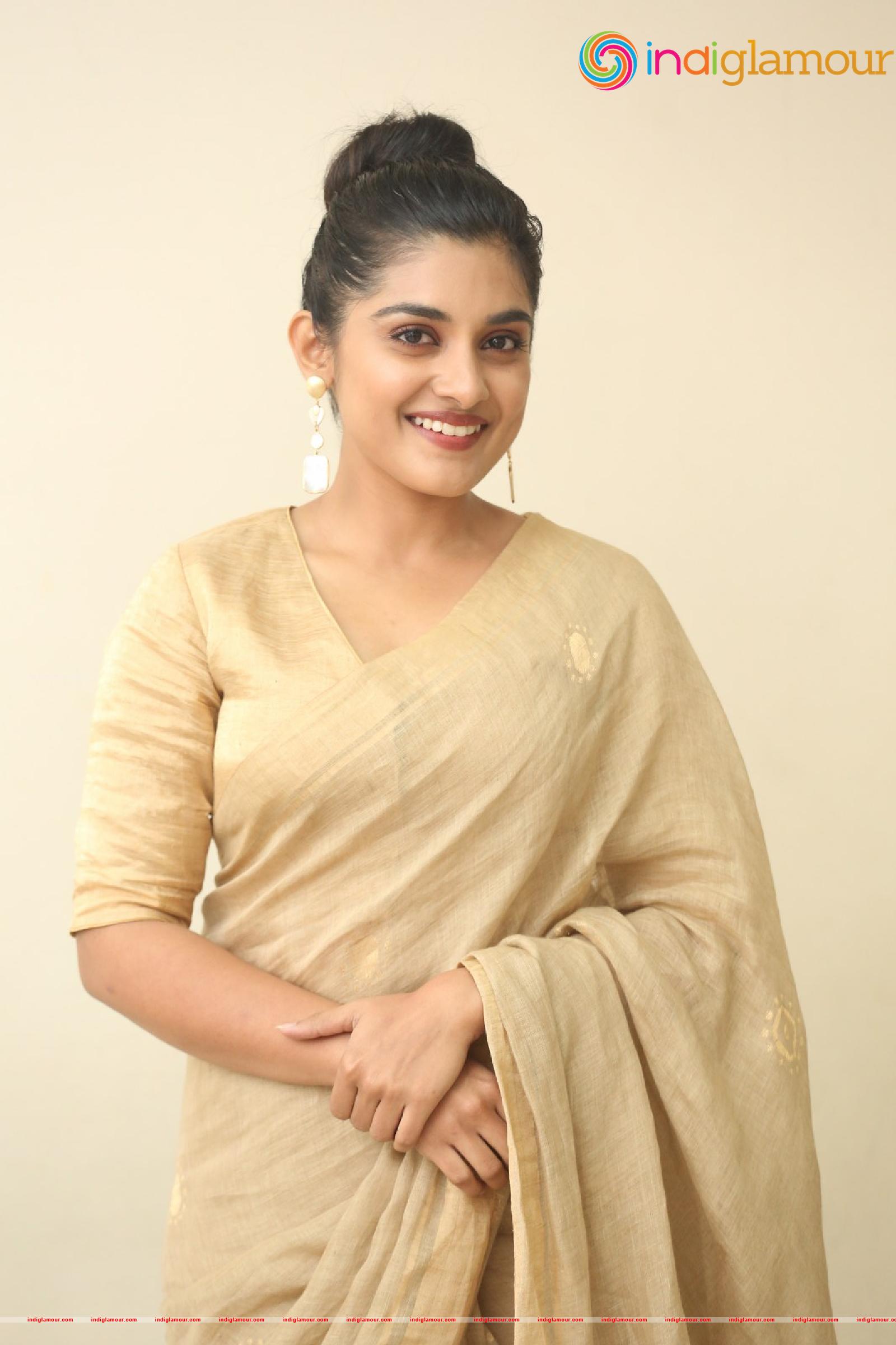 Nivetha Thomas Actress hd photo