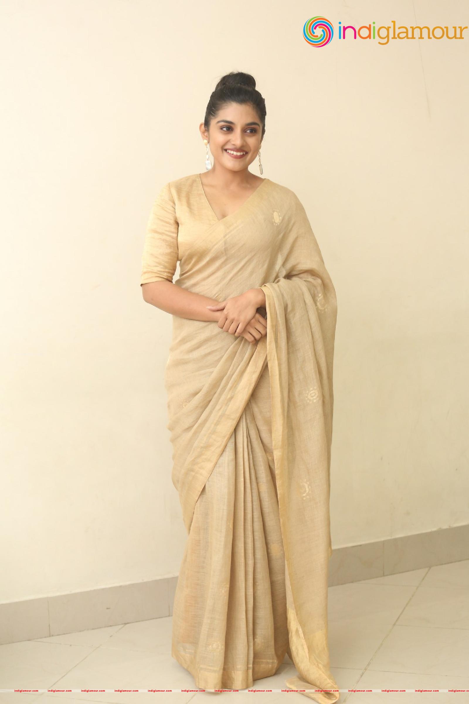 Nivetha Thomas Actress hd photo