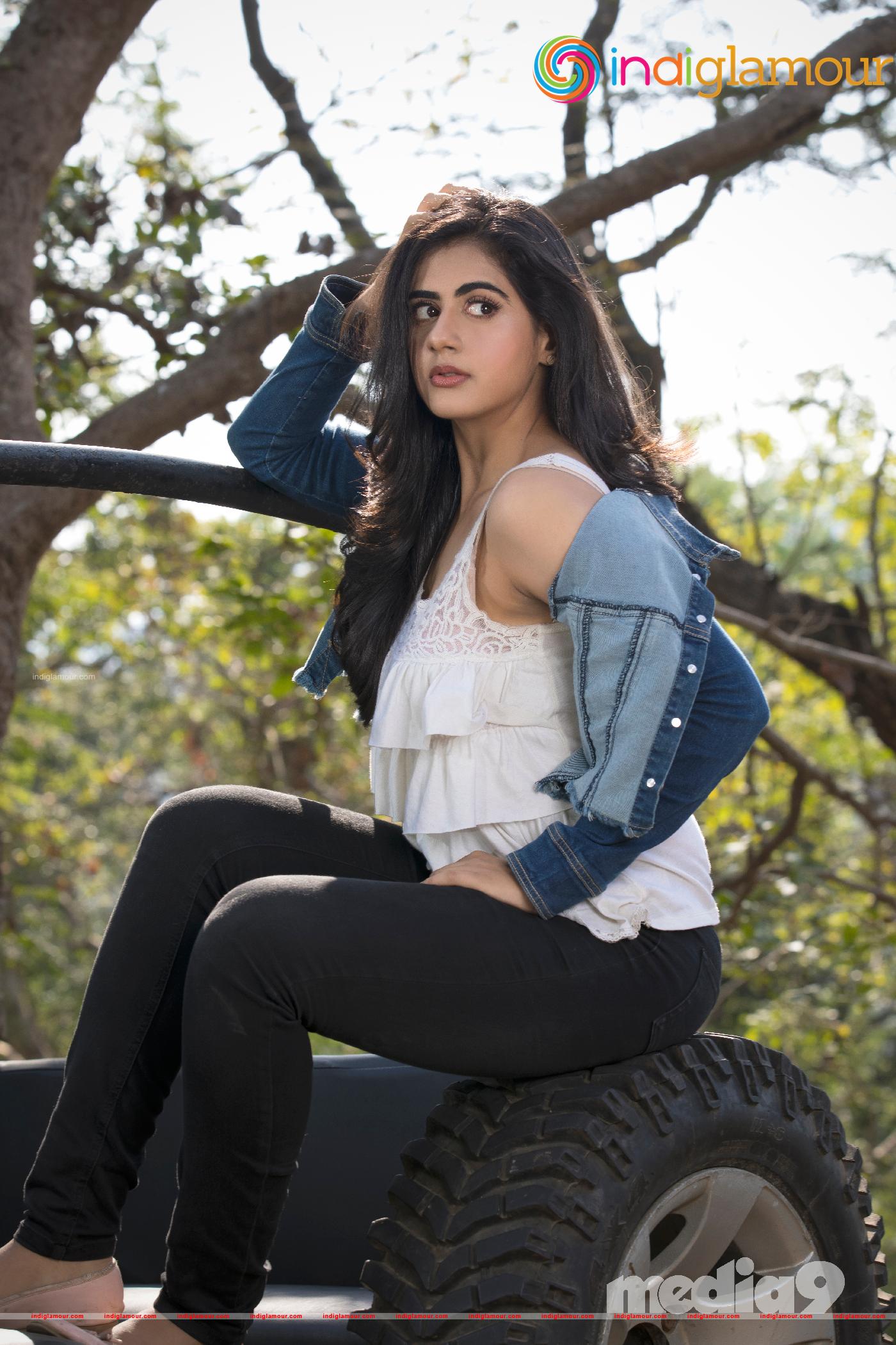 Gehna Sippy Actress hd photo