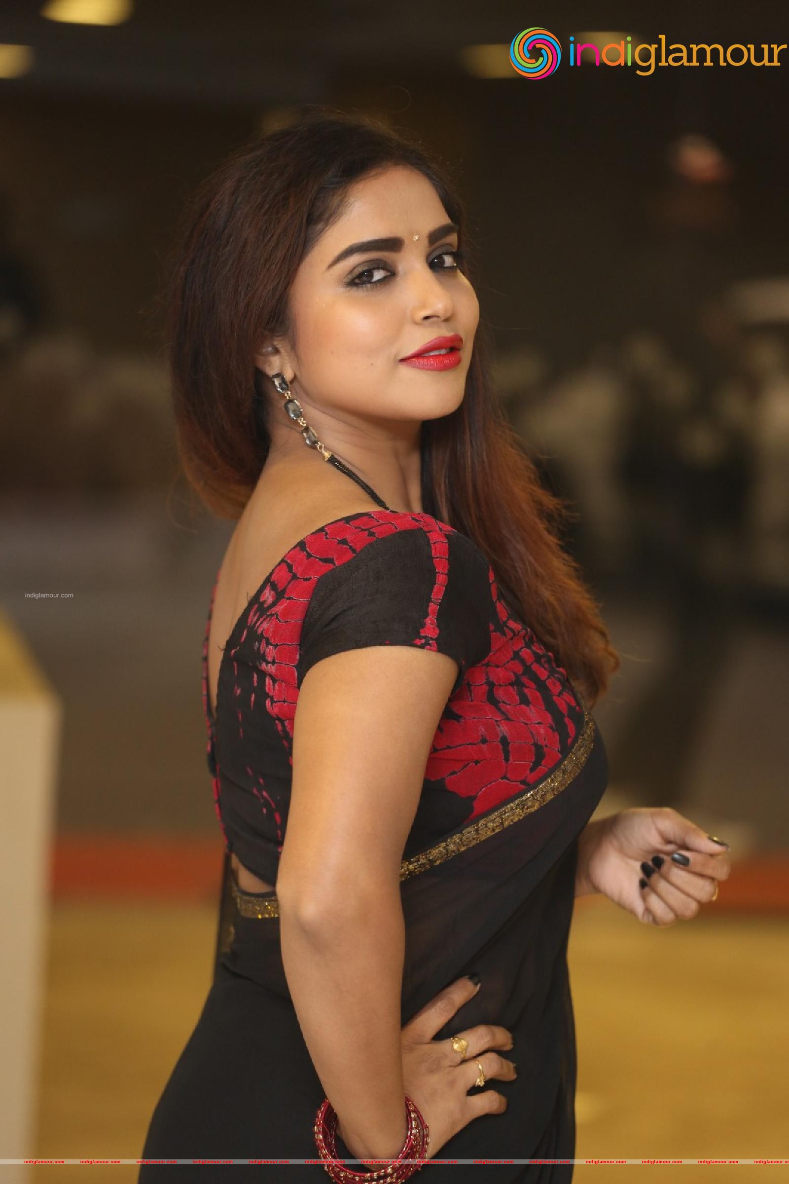 Karunya Chowdary Actress hd photo