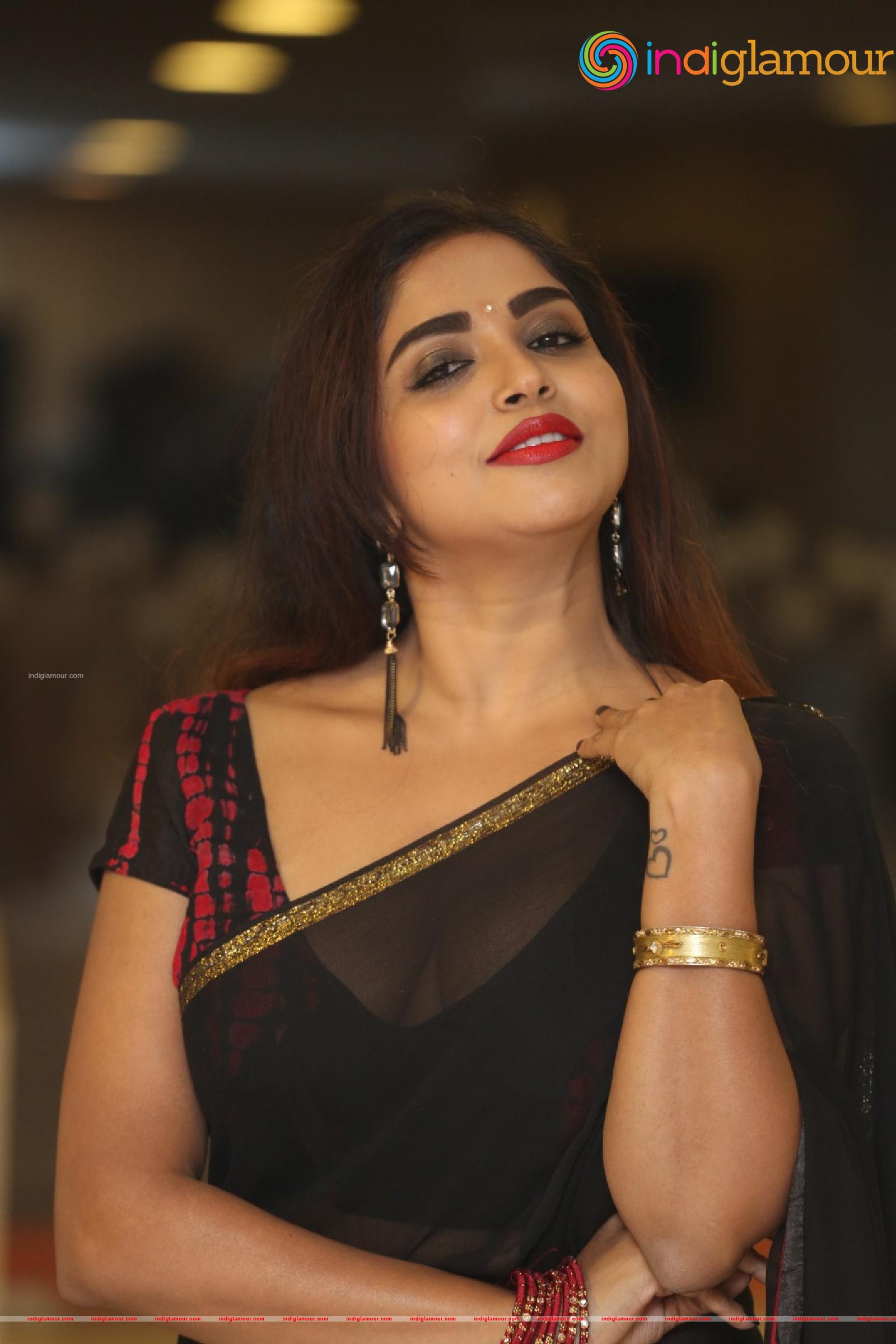 Karunya Chowdary Actress hd photo