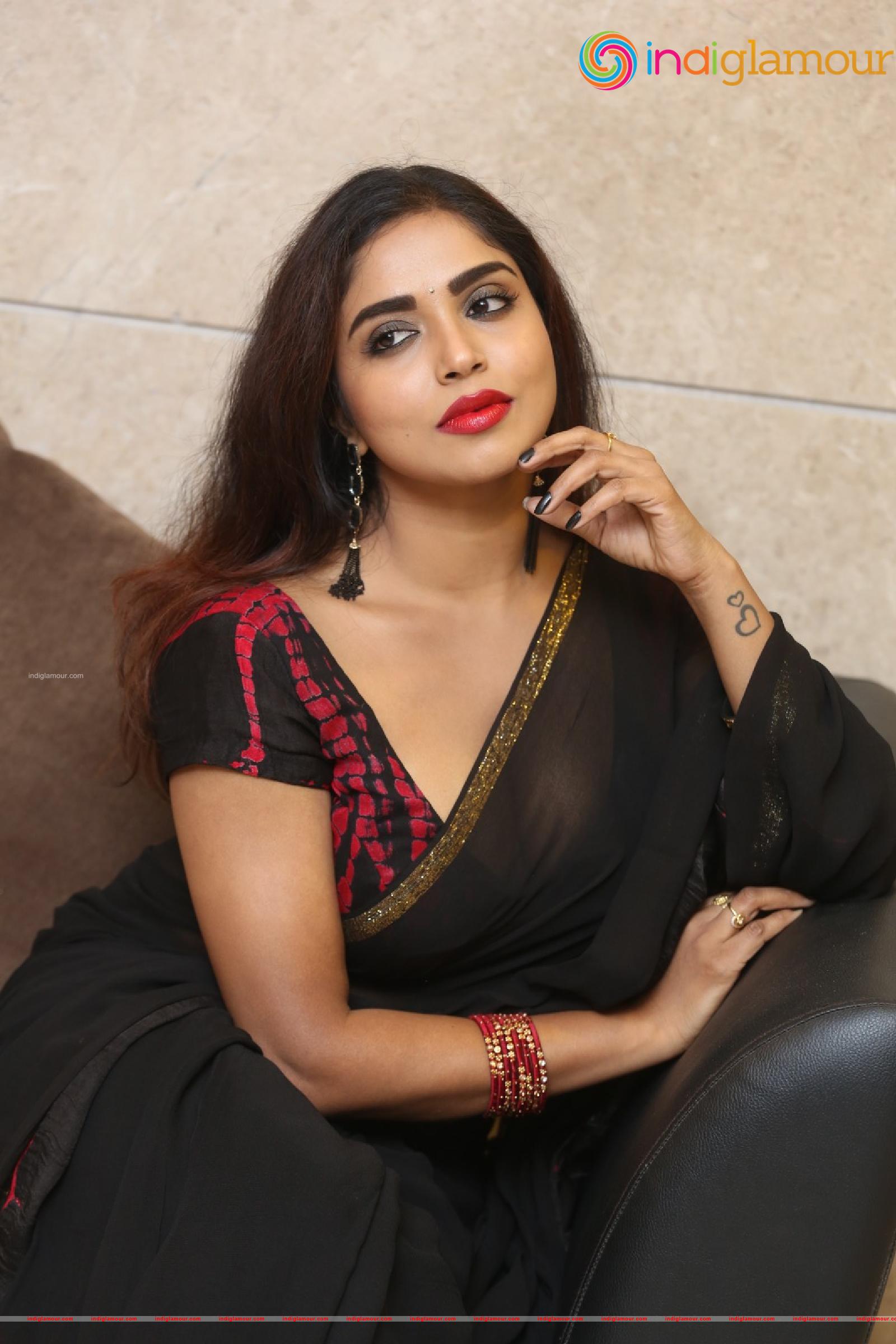 Karunya Chowdary Actress hd photo