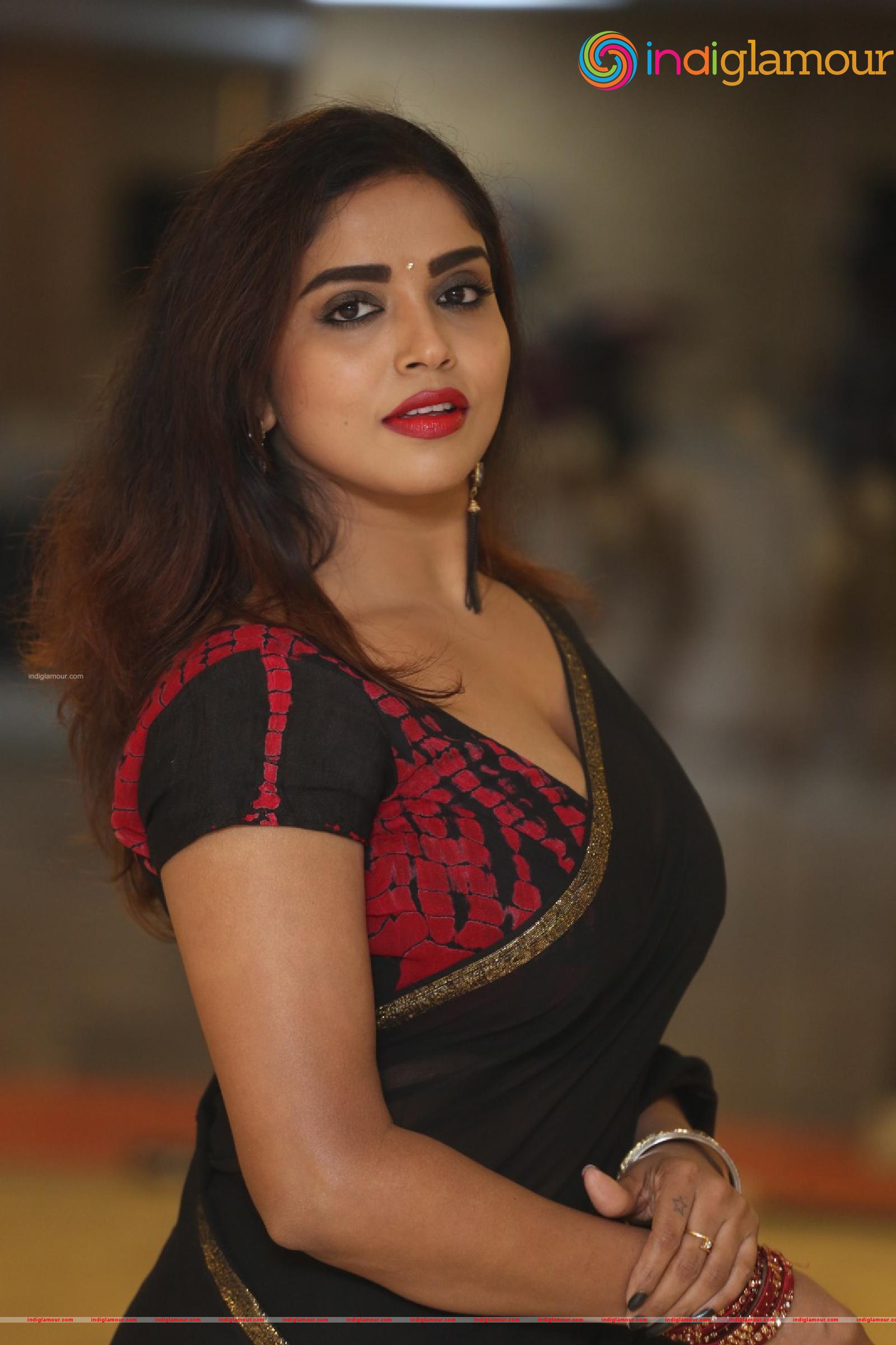 Karunya Chowdary Actress hd photo