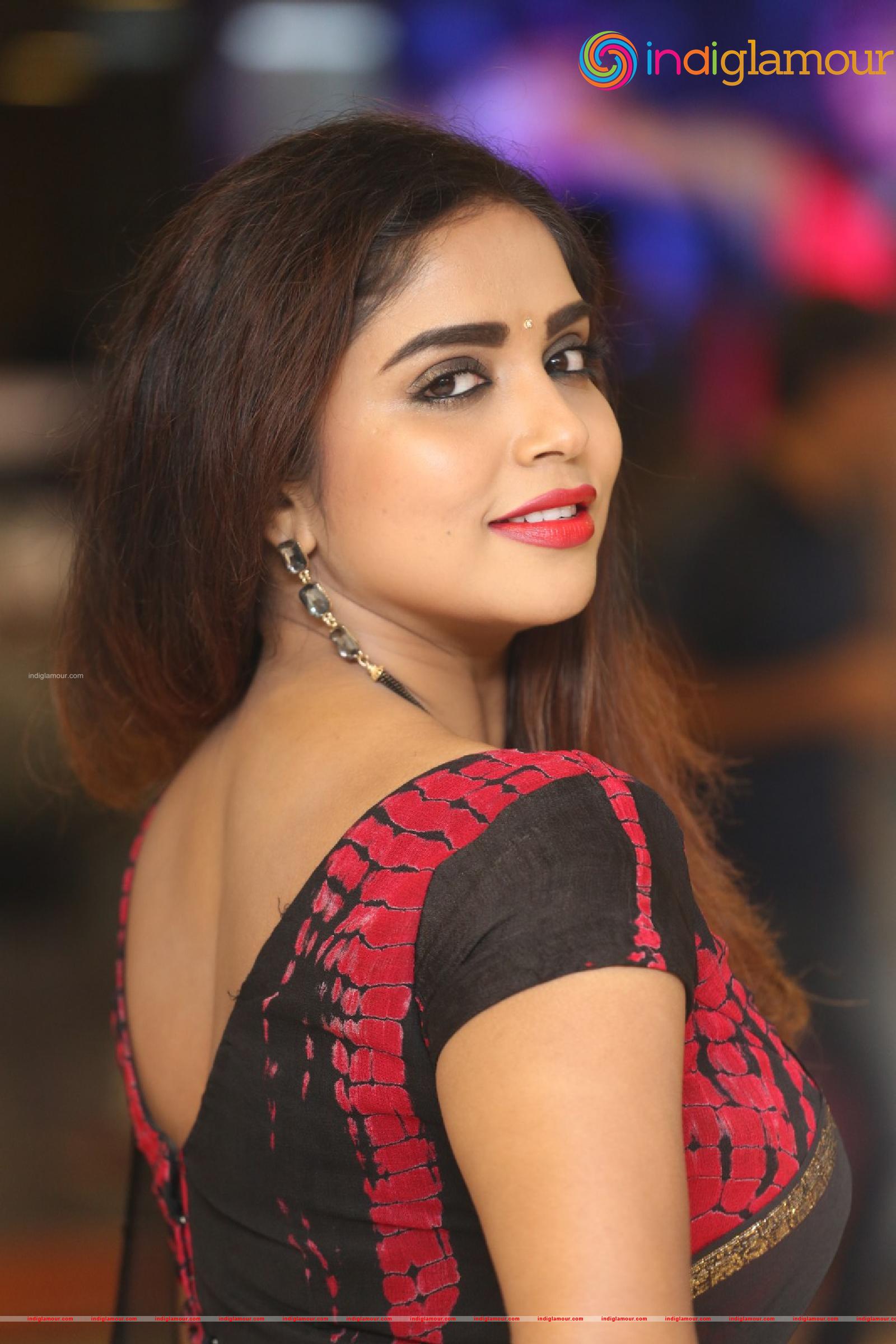 Karunya Chowdary Actress hd photo