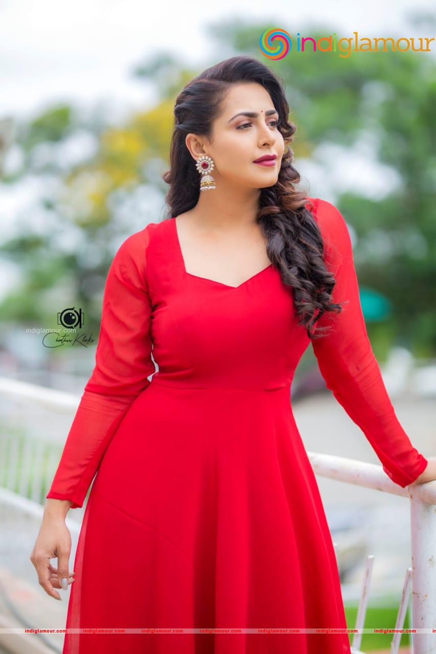 Nandini Rai Actress hd photo