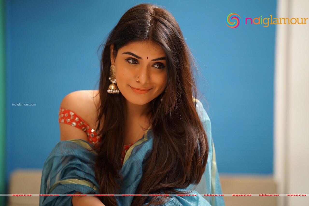Twiinkle Saaj Actress hd photo