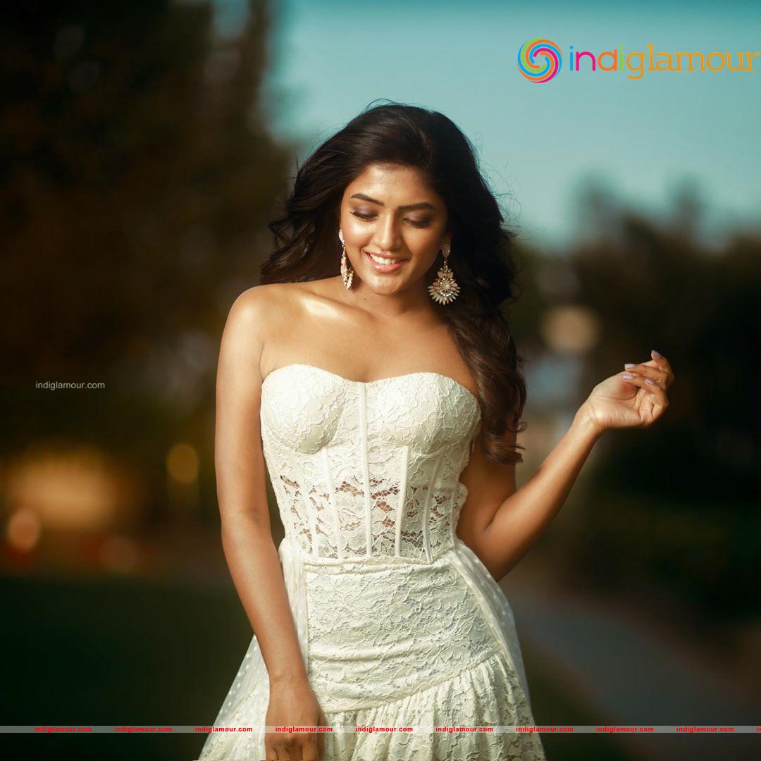 Eesha Rebba Actress hd photo