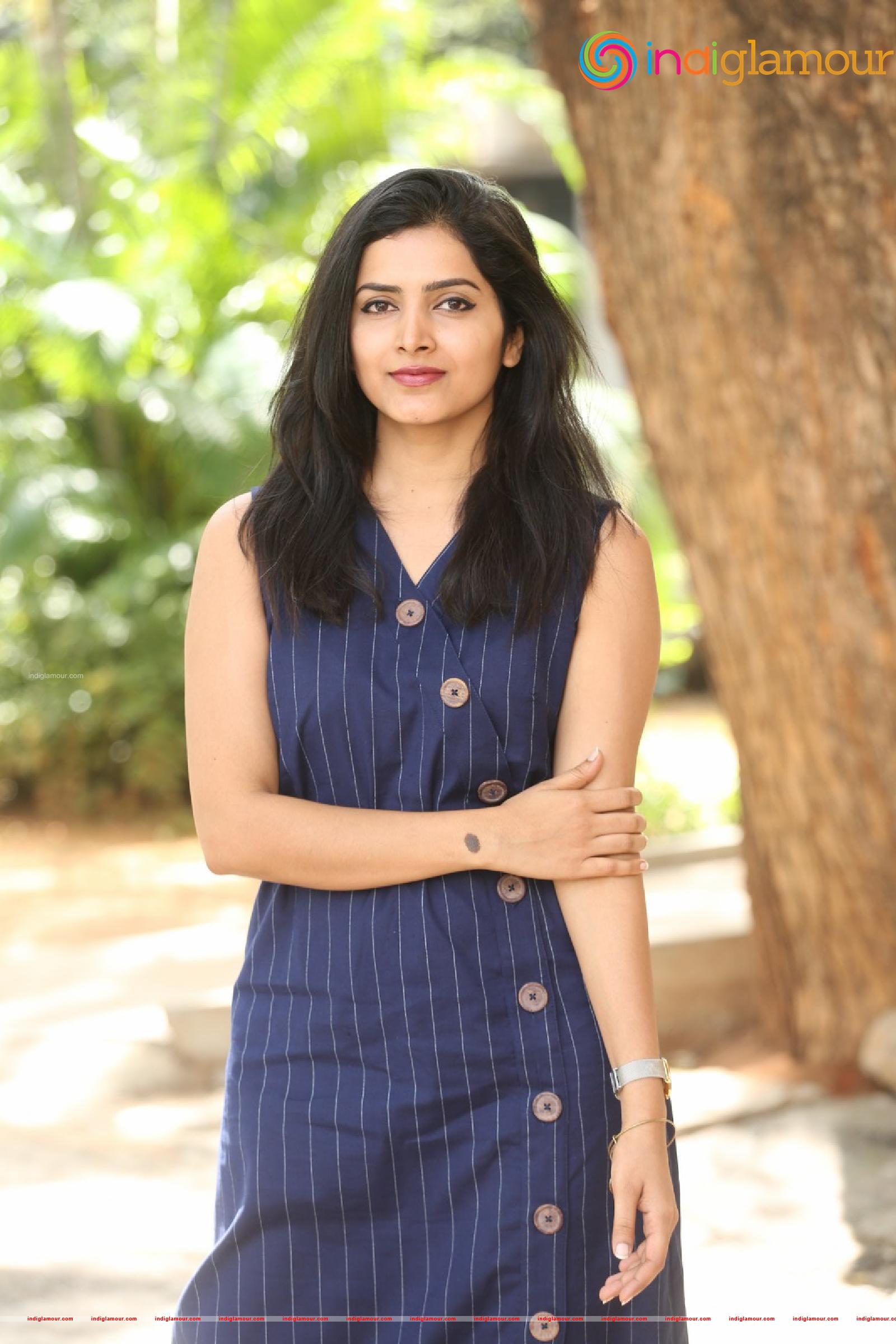 Pavani Gangireddy Actress hd photo