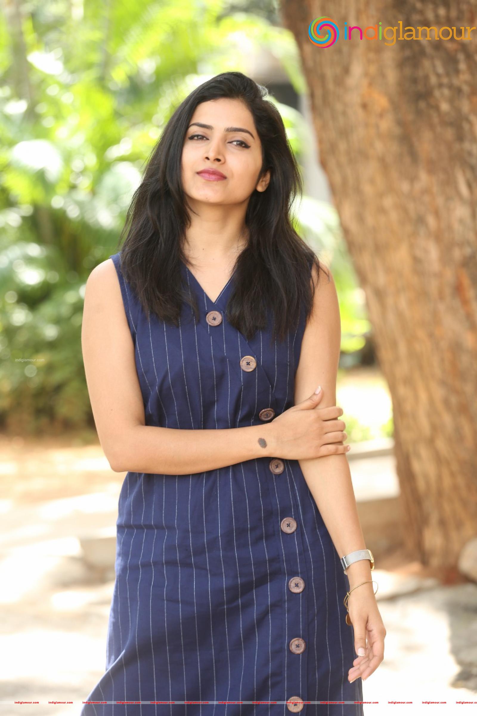 Pavani Gangireddy Actress hd photo