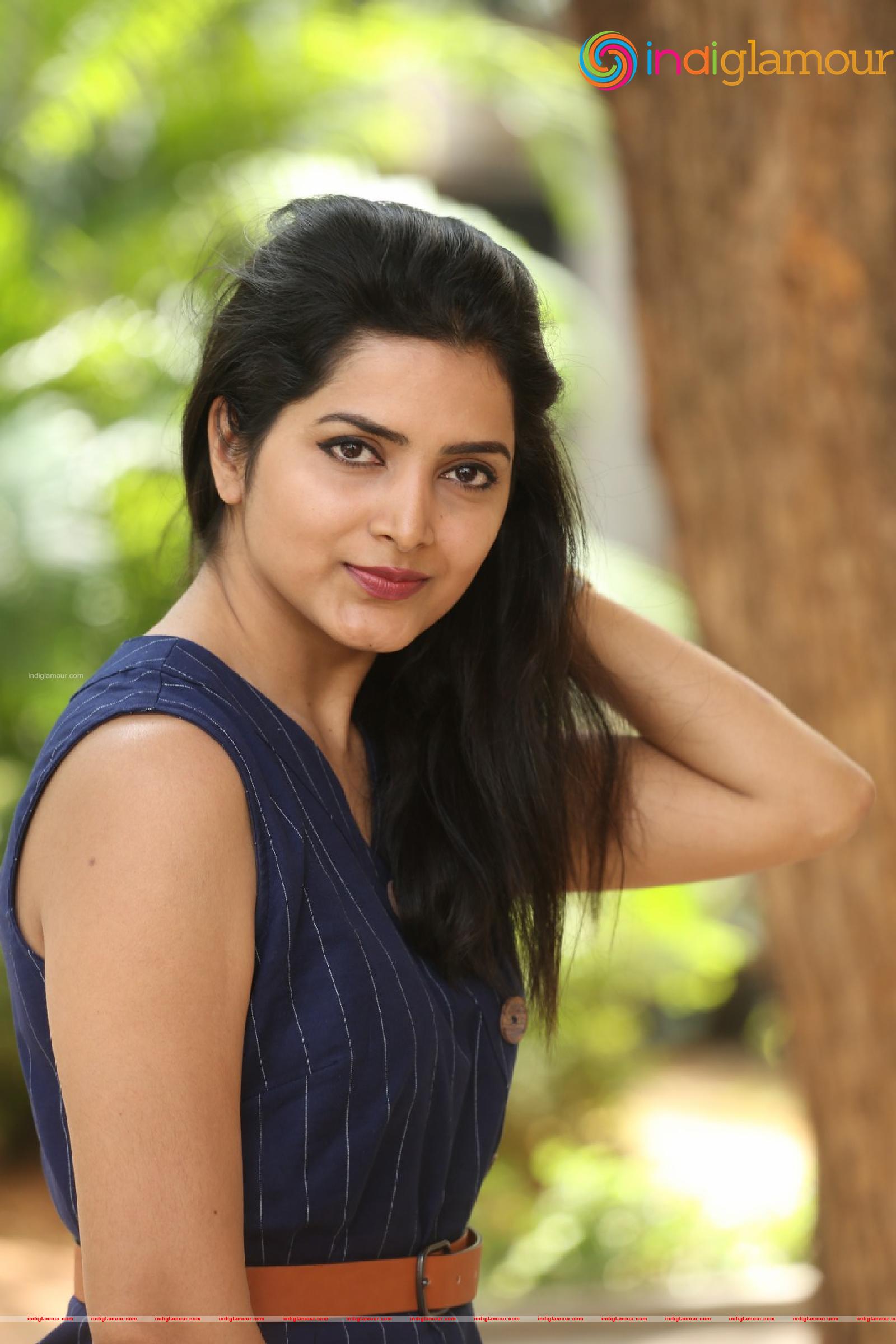 Pavani Gangireddy Actress hd photo