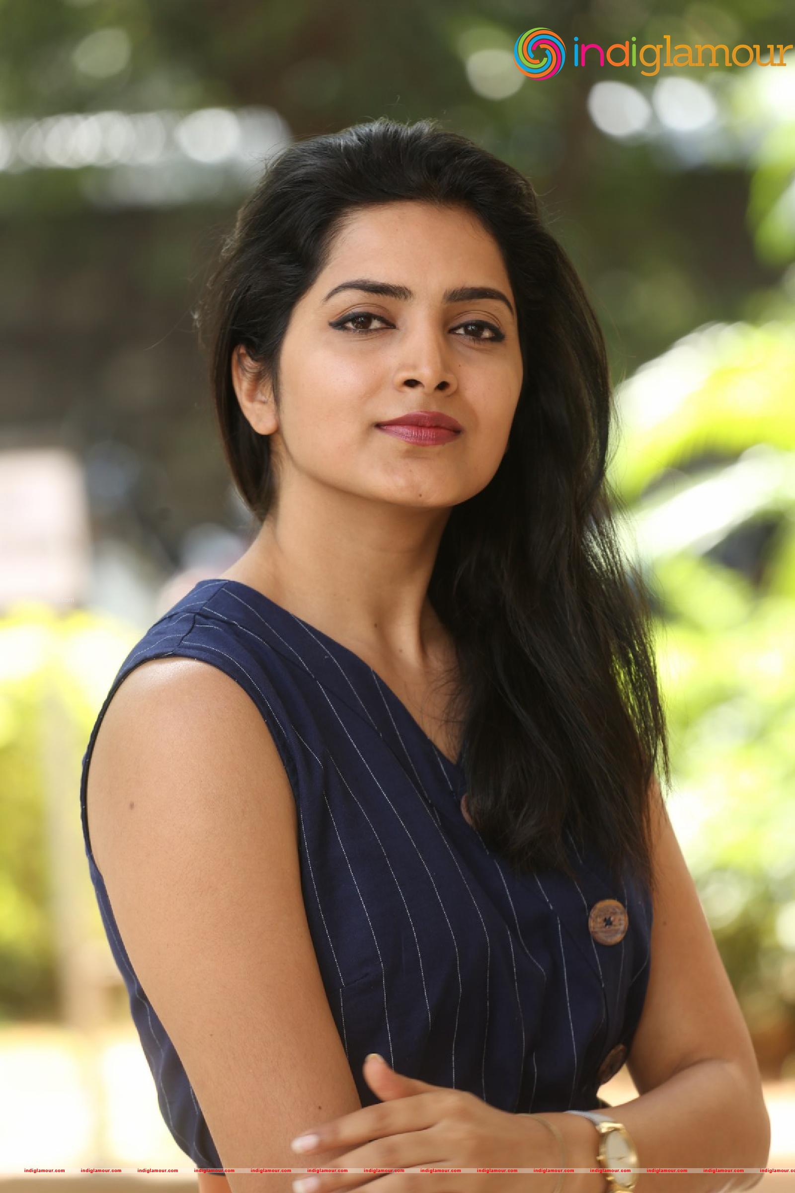 Pavani Gangireddy Actress hd photo