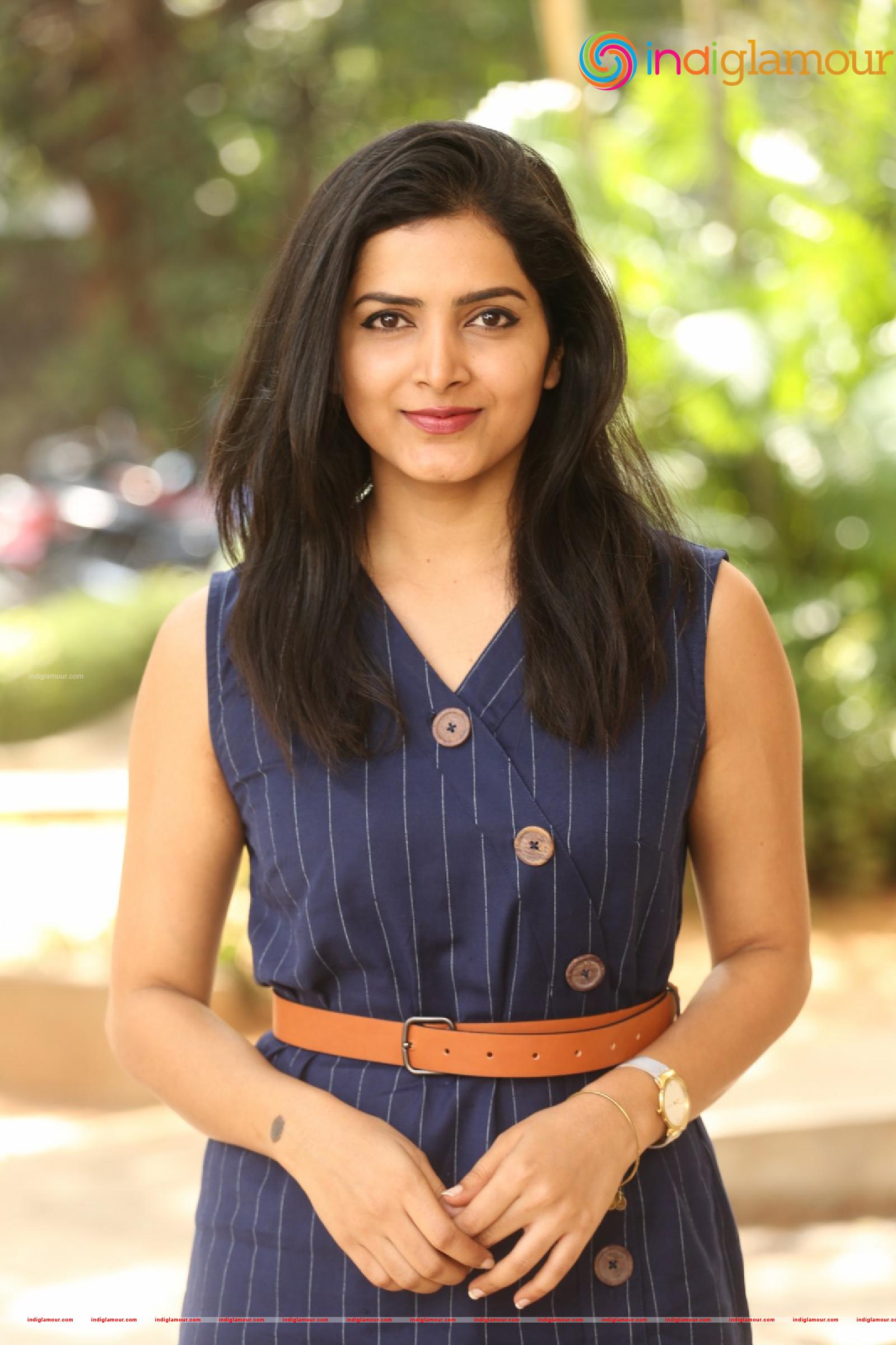 Pavani Gangireddy Actress hd photo