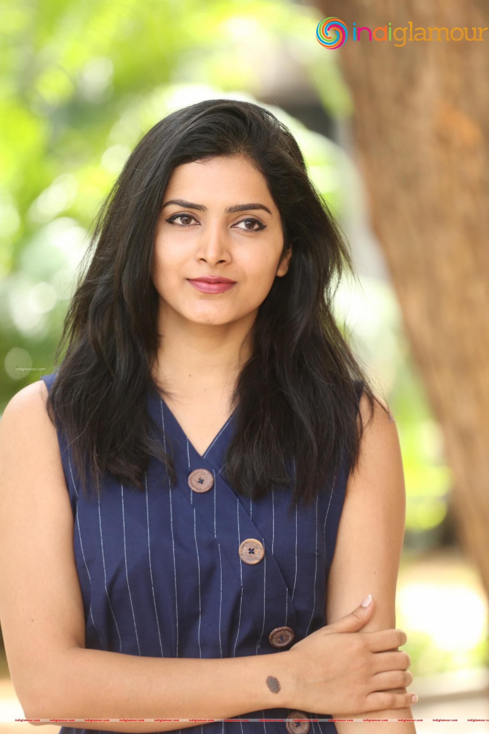 Pavani Gangireddy Actress hd photo