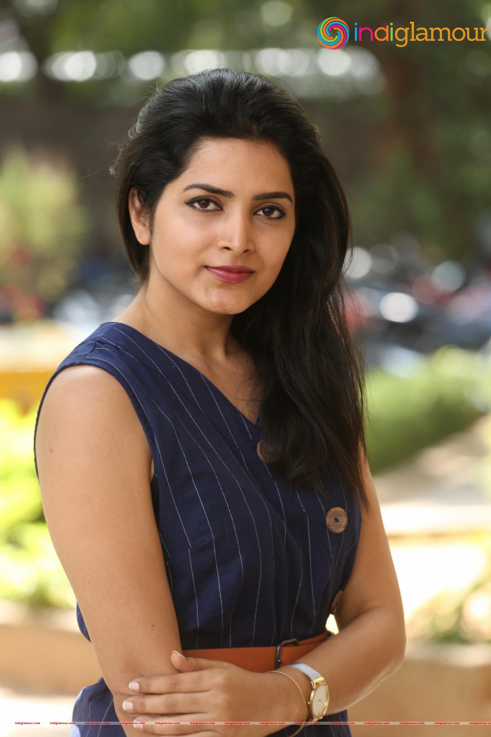 Pavani Gangireddy Actress hd photo