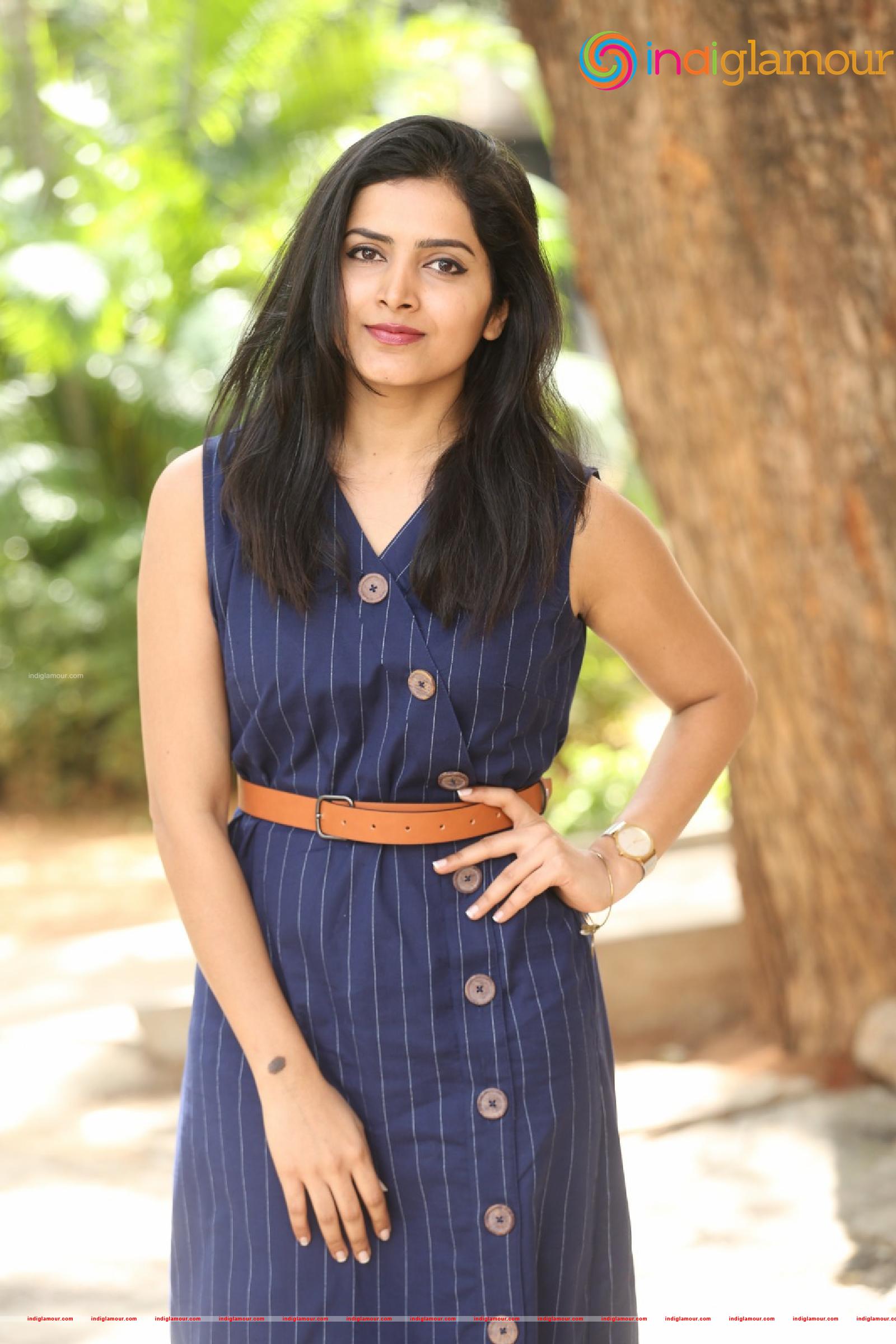 Pavani Gangireddy Actress hd photo