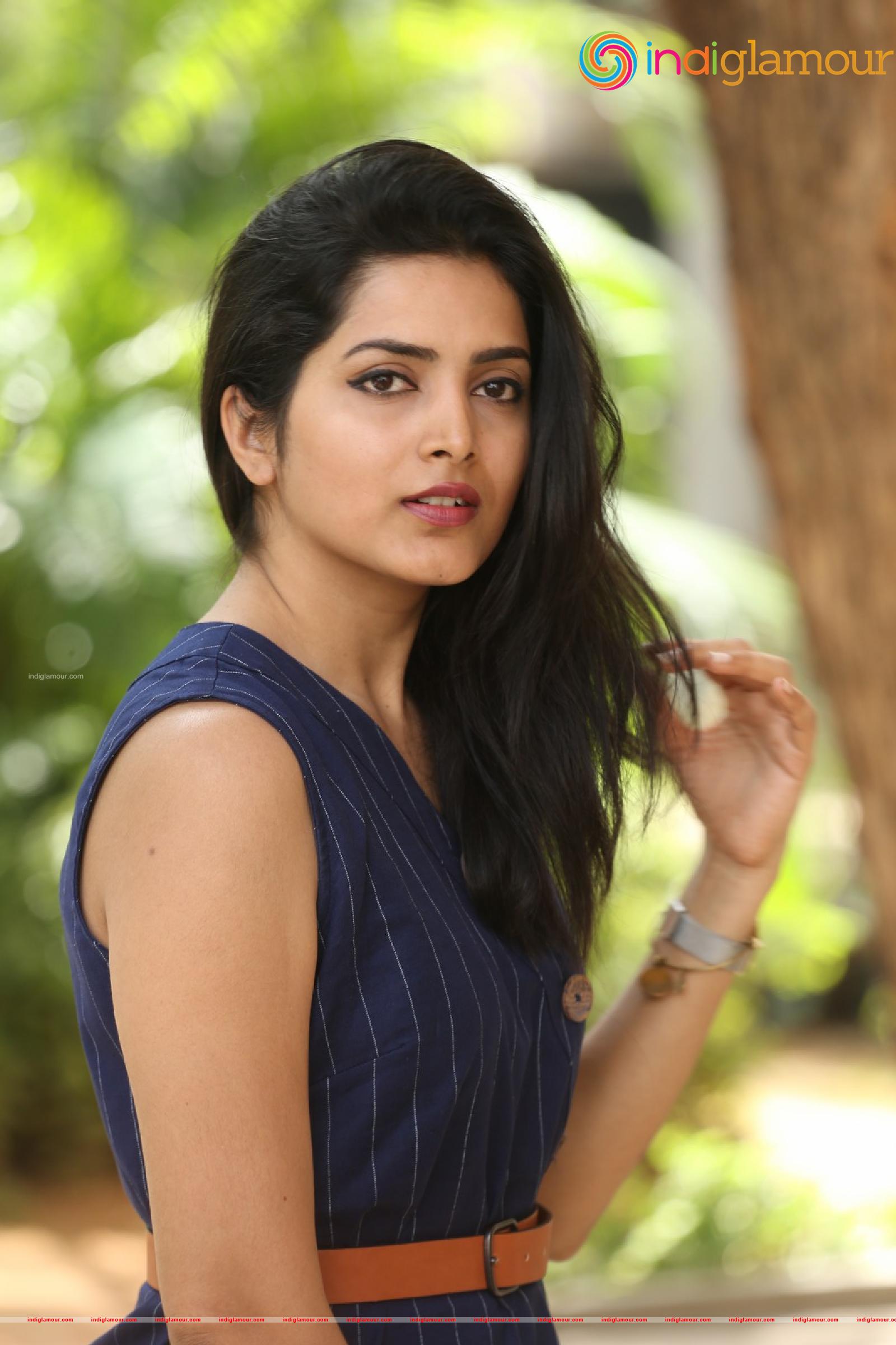 Pavani Gangireddy Actress hd photo