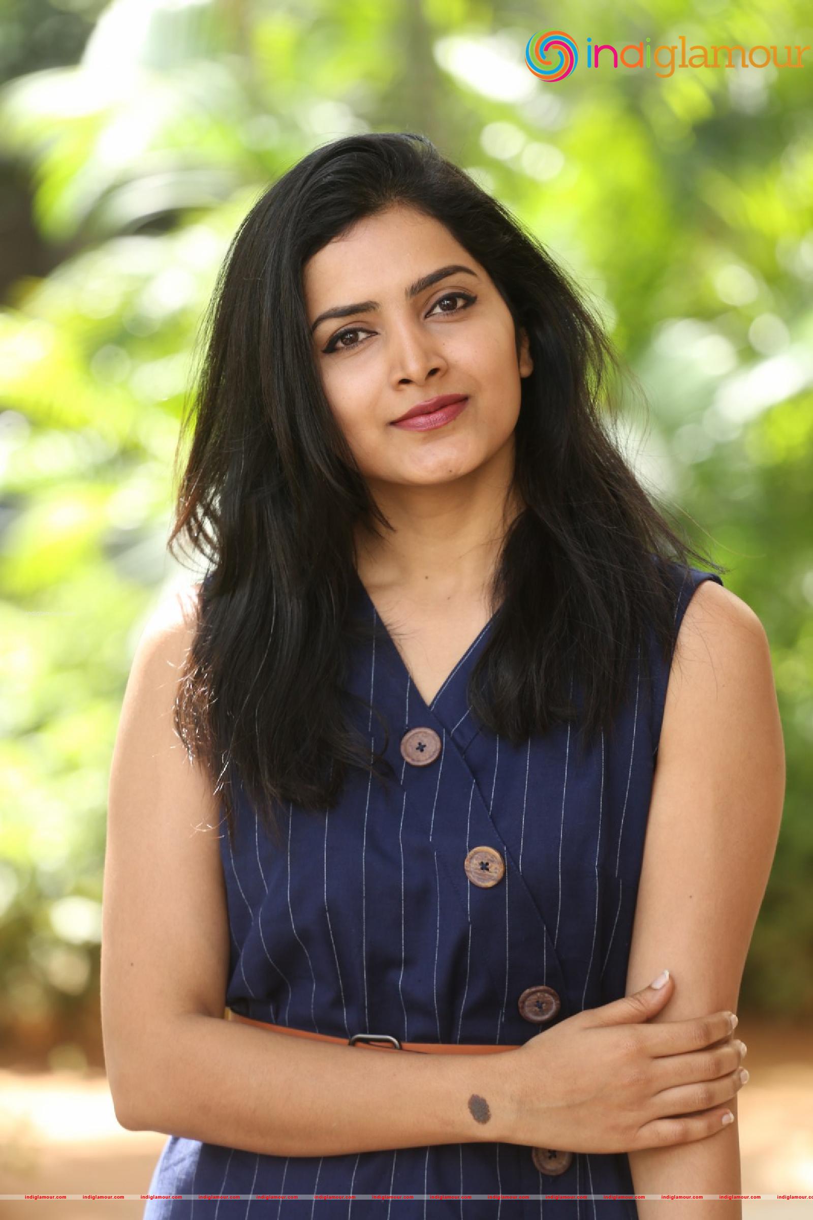 Pavani Gangireddy Actress hd photo