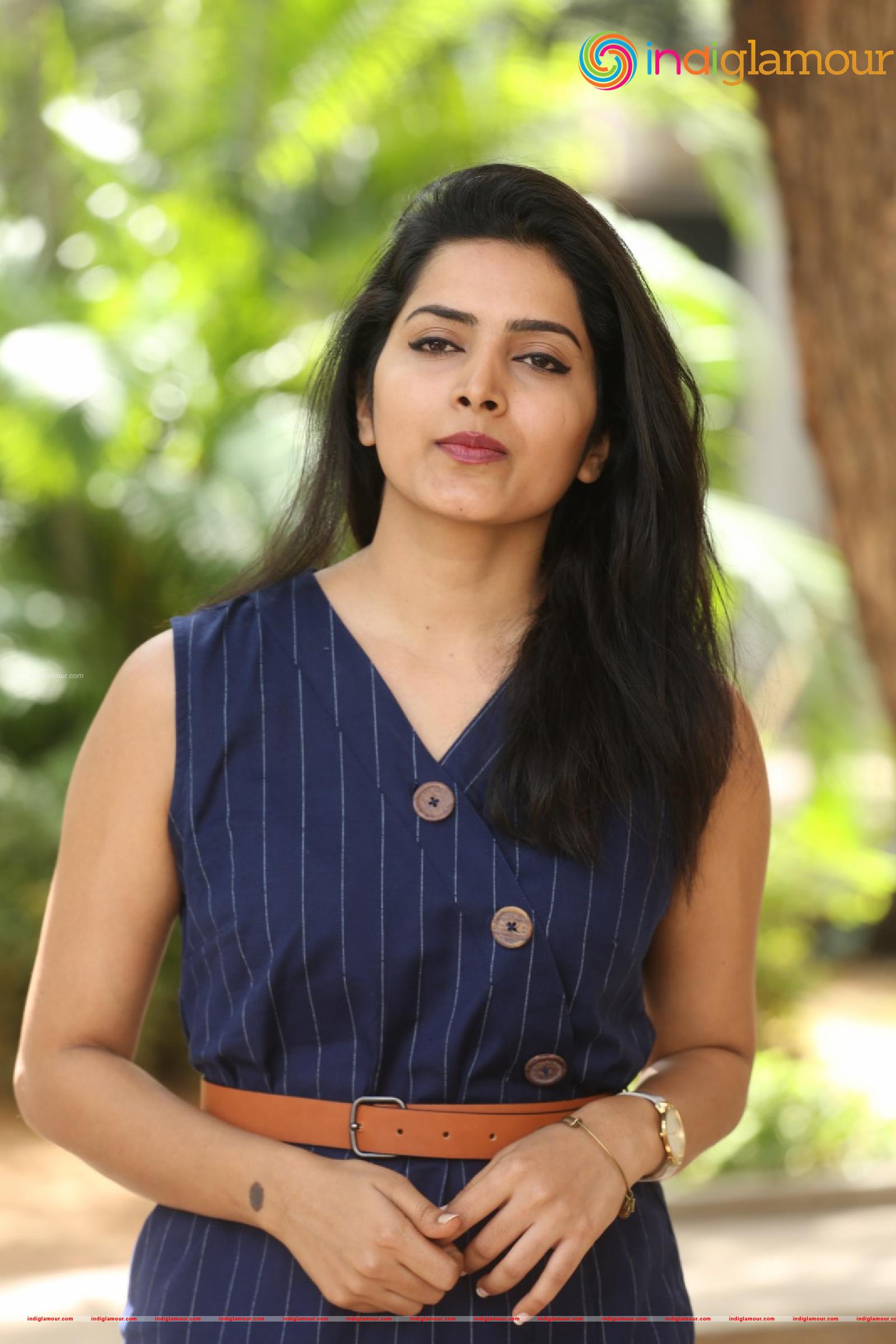 Pavani Gangireddy Actress hd photo