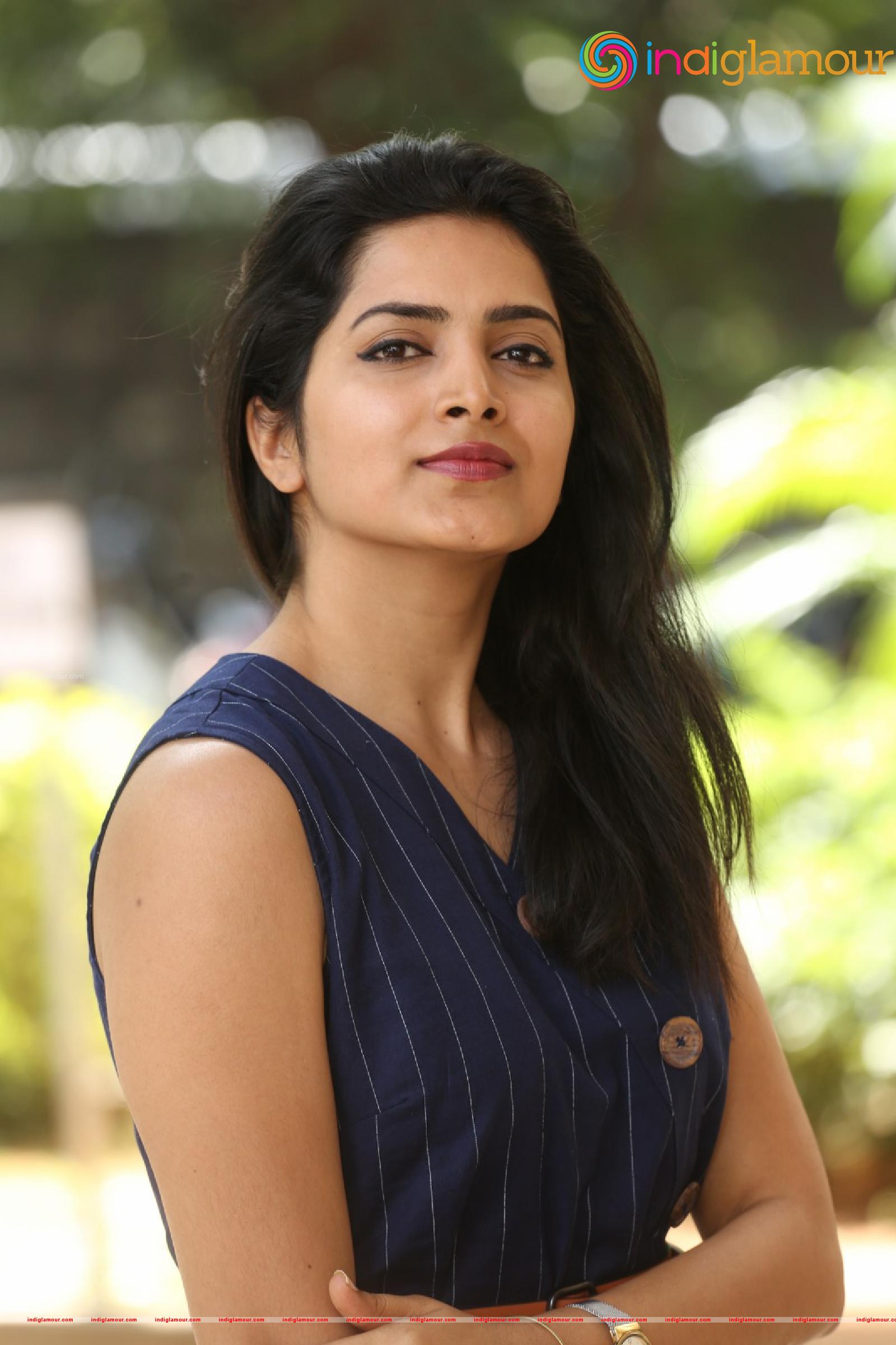 Pavani Gangireddy Actress hd photo