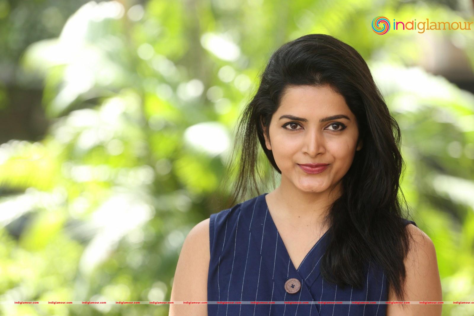Pavani Gangireddy Actress hd photo