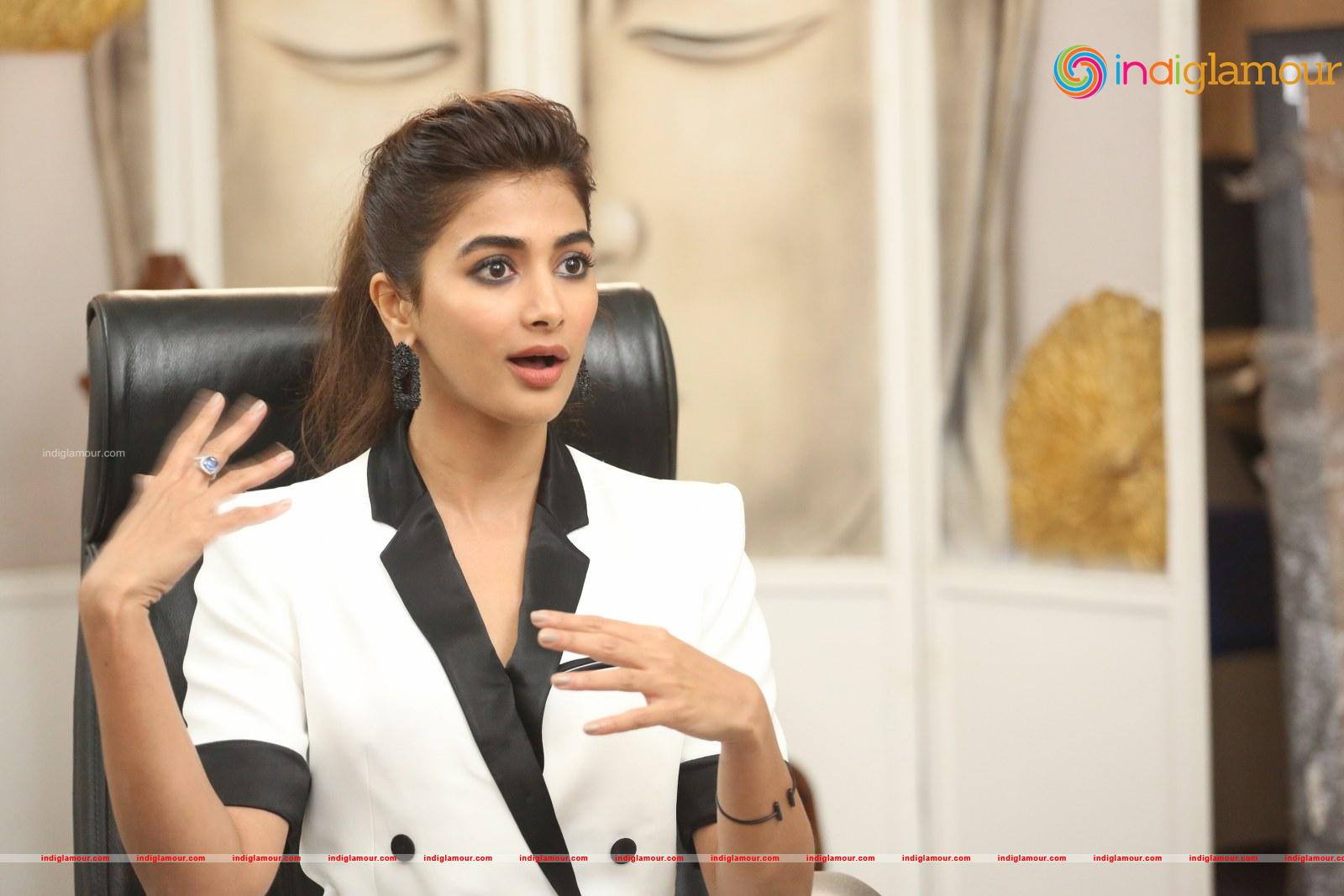 Pooja Hegde Actress hd photo