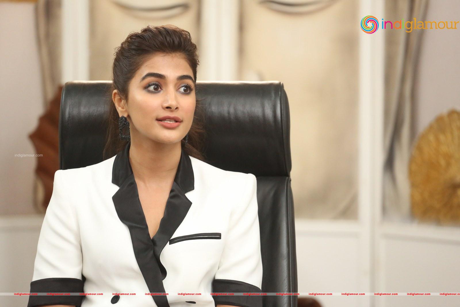 Pooja Hegde Actress hd photo