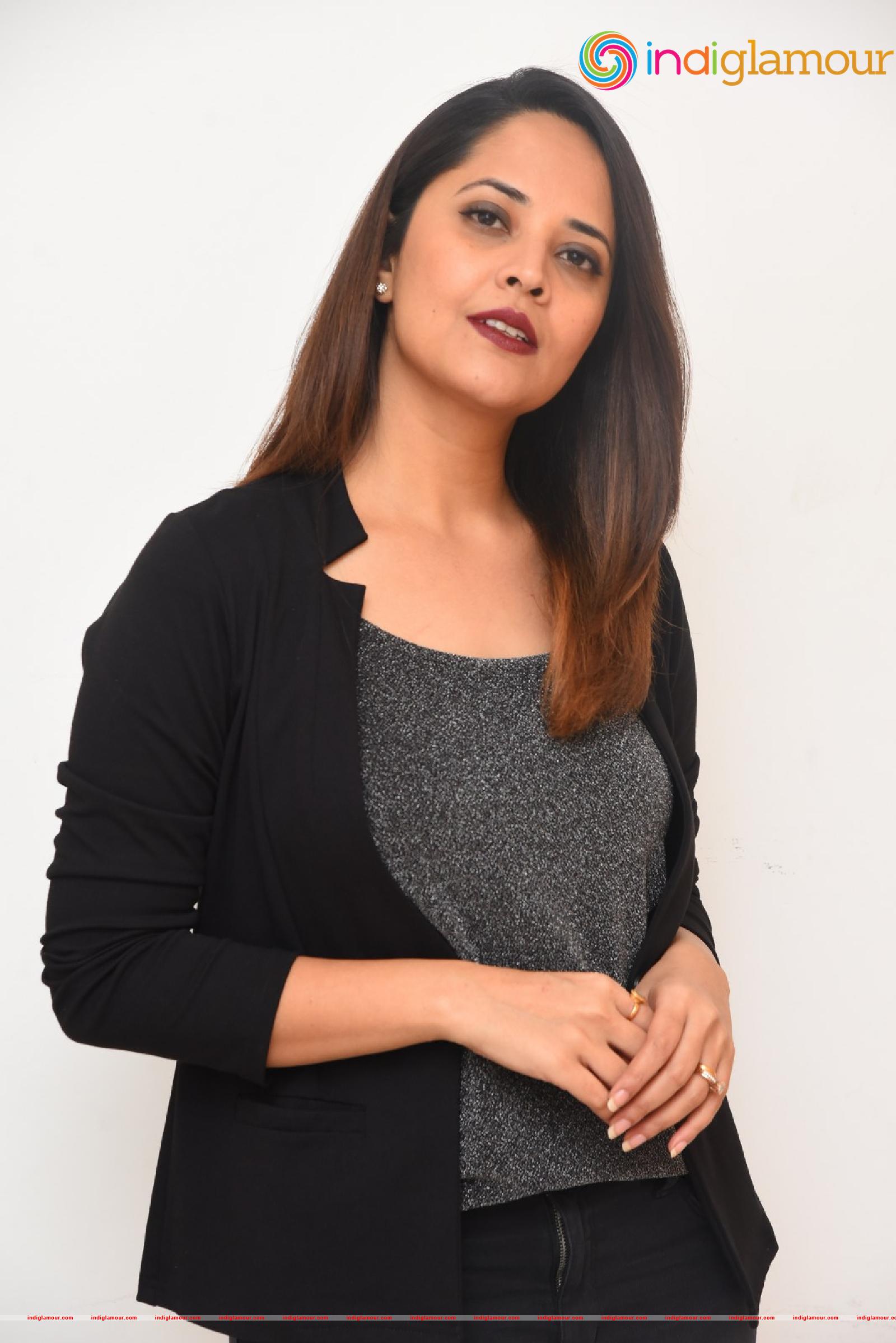 Anasuya Bharadwaj Actress hd photo
