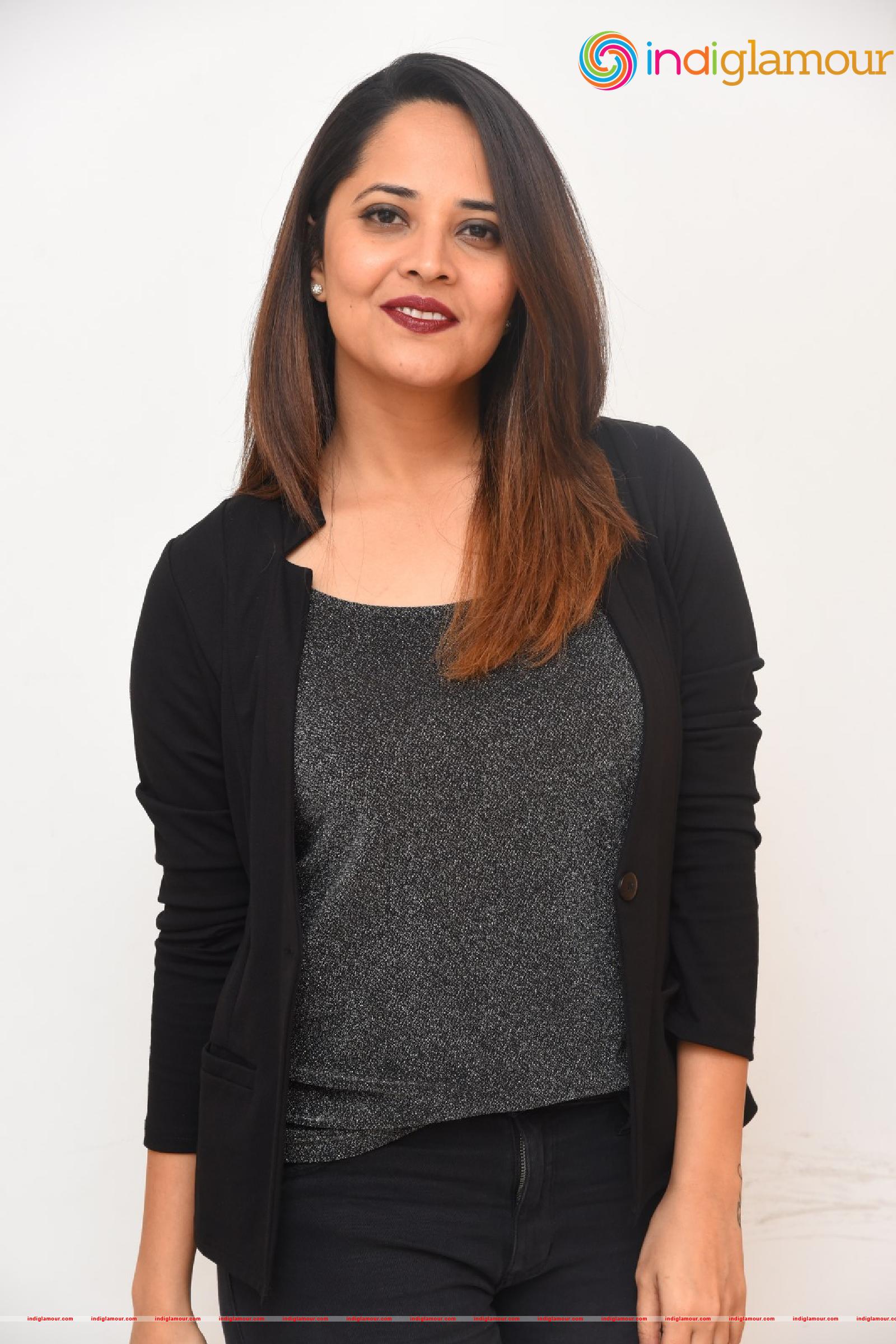 Anasuya Bharadwaj Actress hd photo