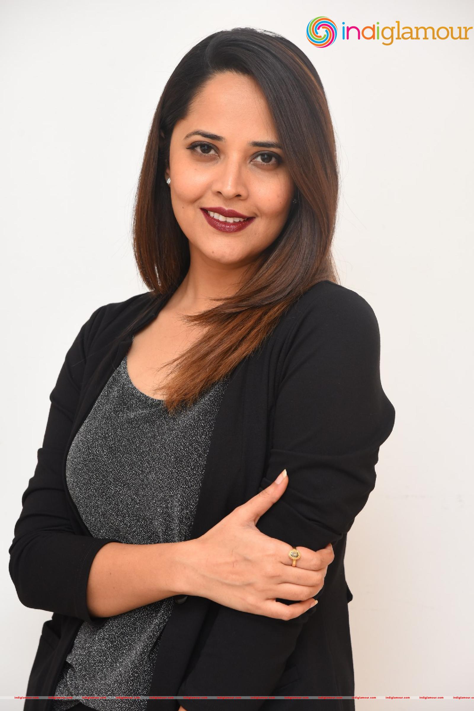 Anasuya Bharadwaj Actress hd photo