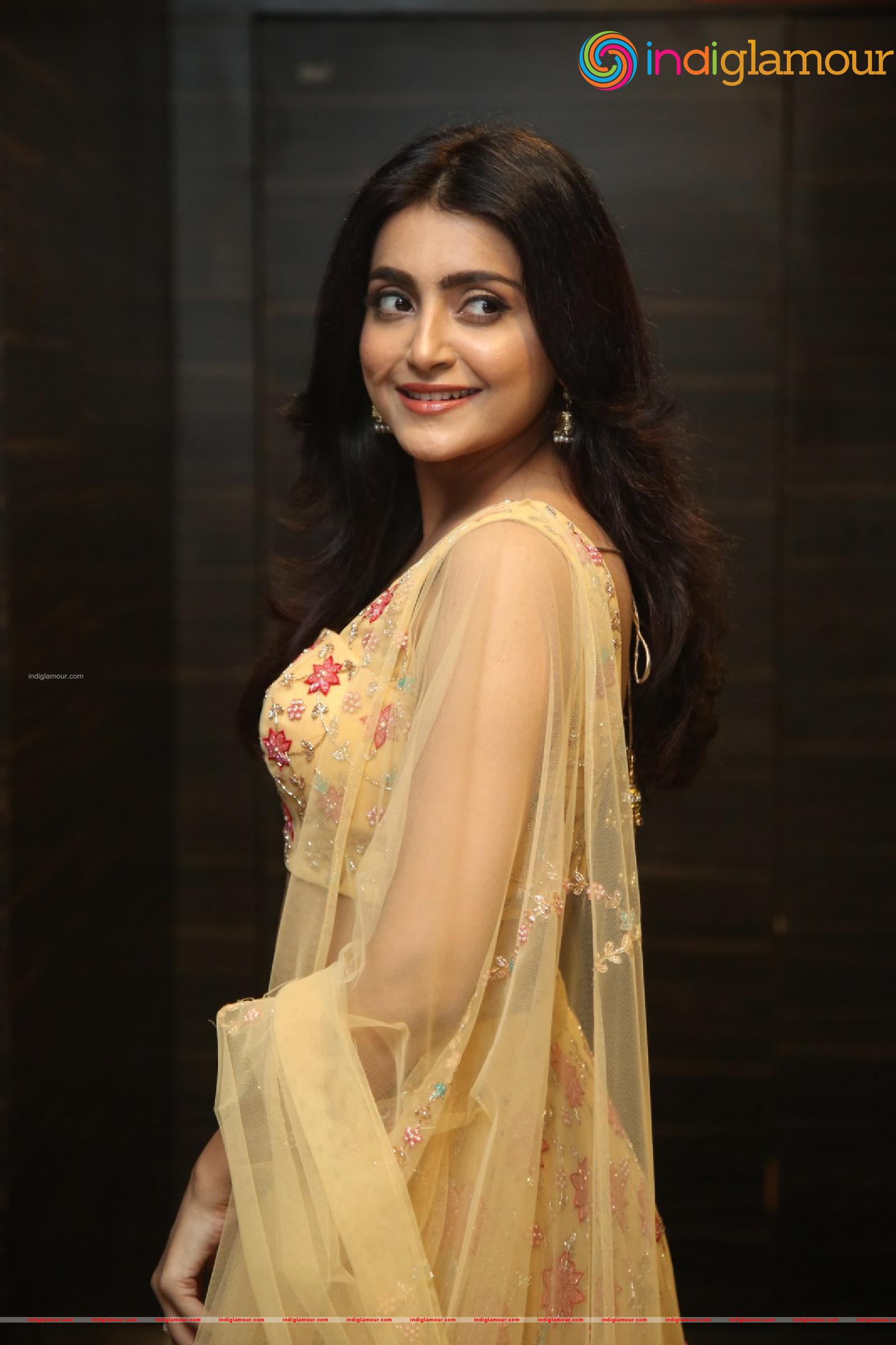 Avantika Mishra Actress hd photo