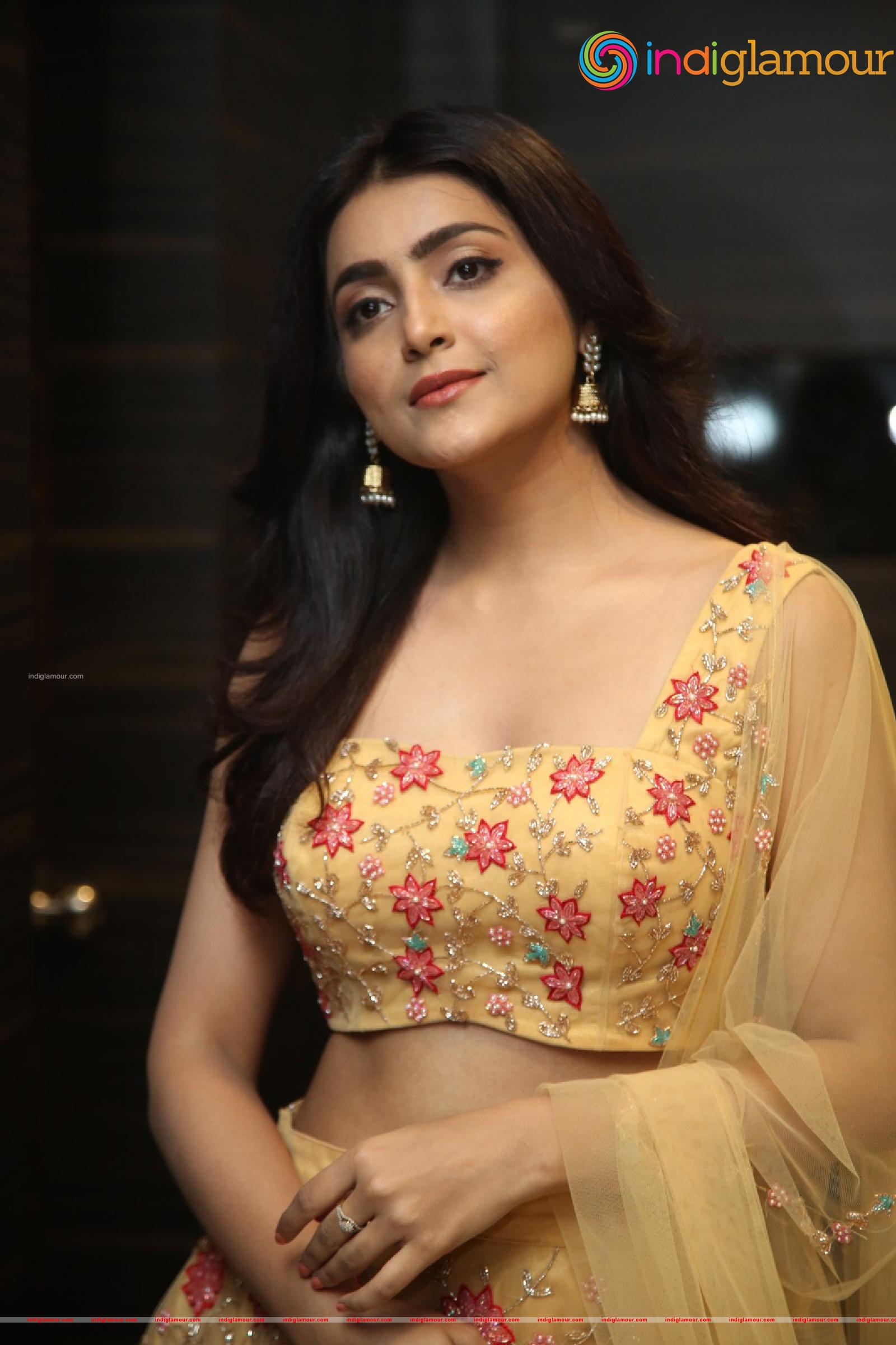 Avantika Mishra Actress hd photo