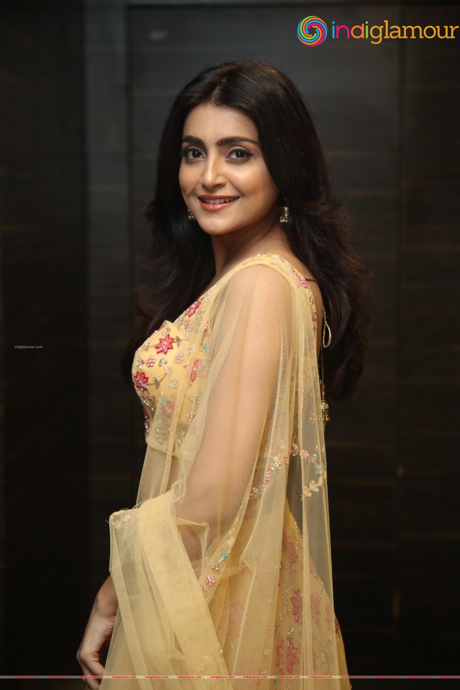 Avantika Mishra Actress hd photo