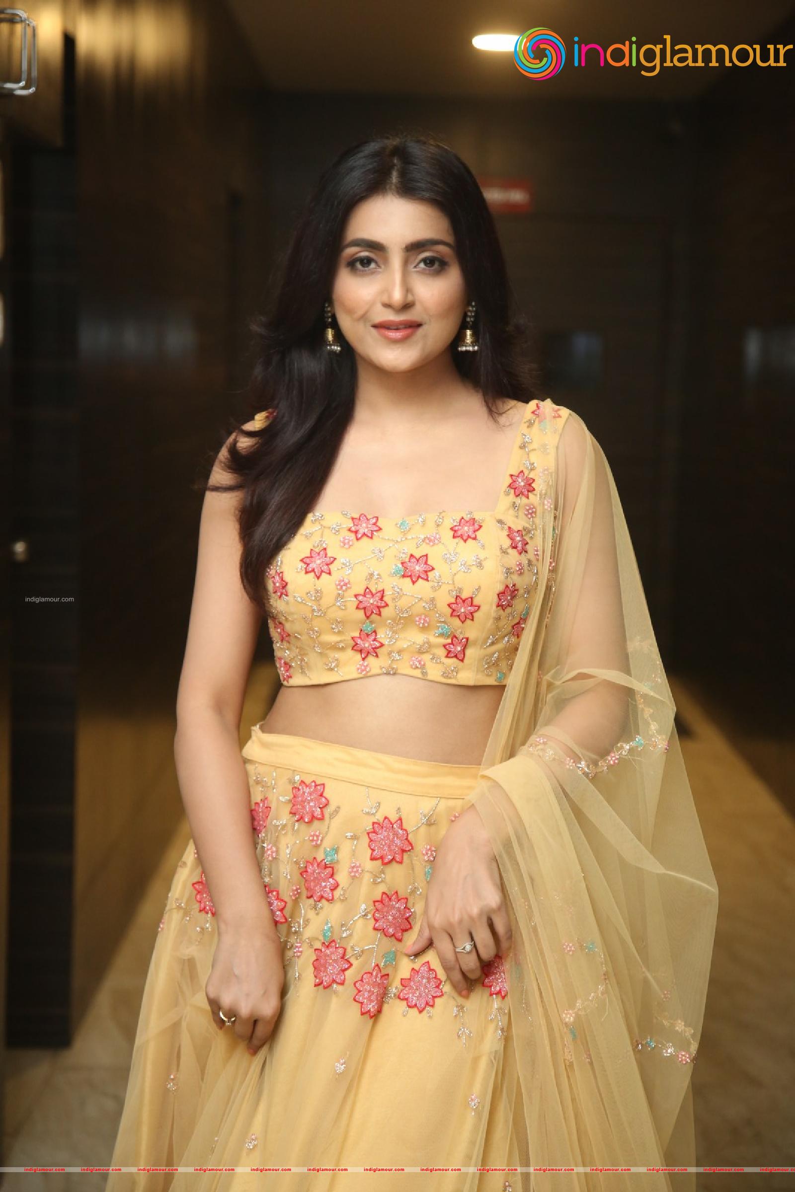 Avantika Mishra Actress hd photo