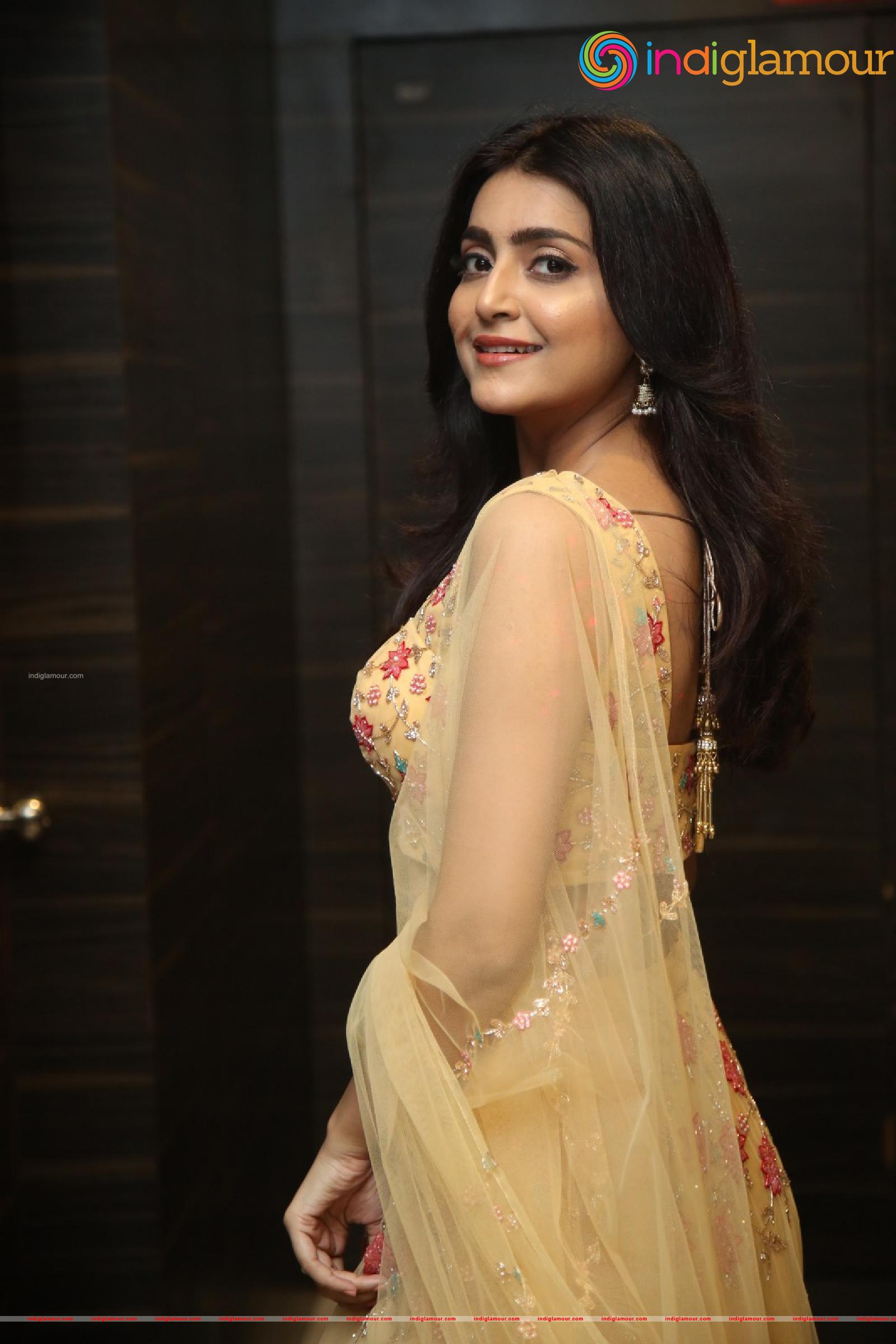 Avantika Mishra Actress hd photo