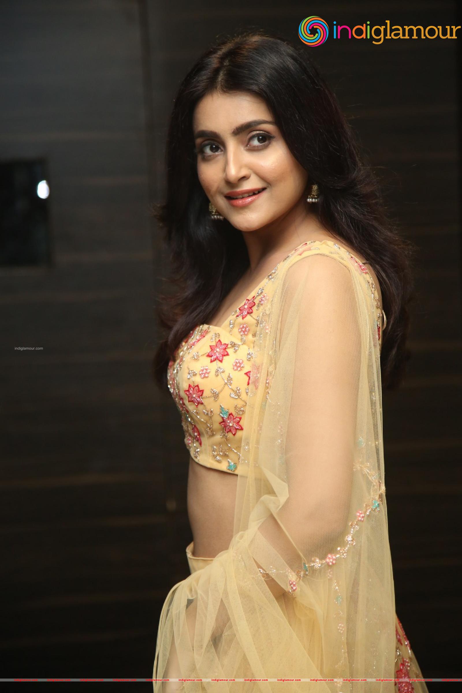 Avantika Mishra Actress hd photo