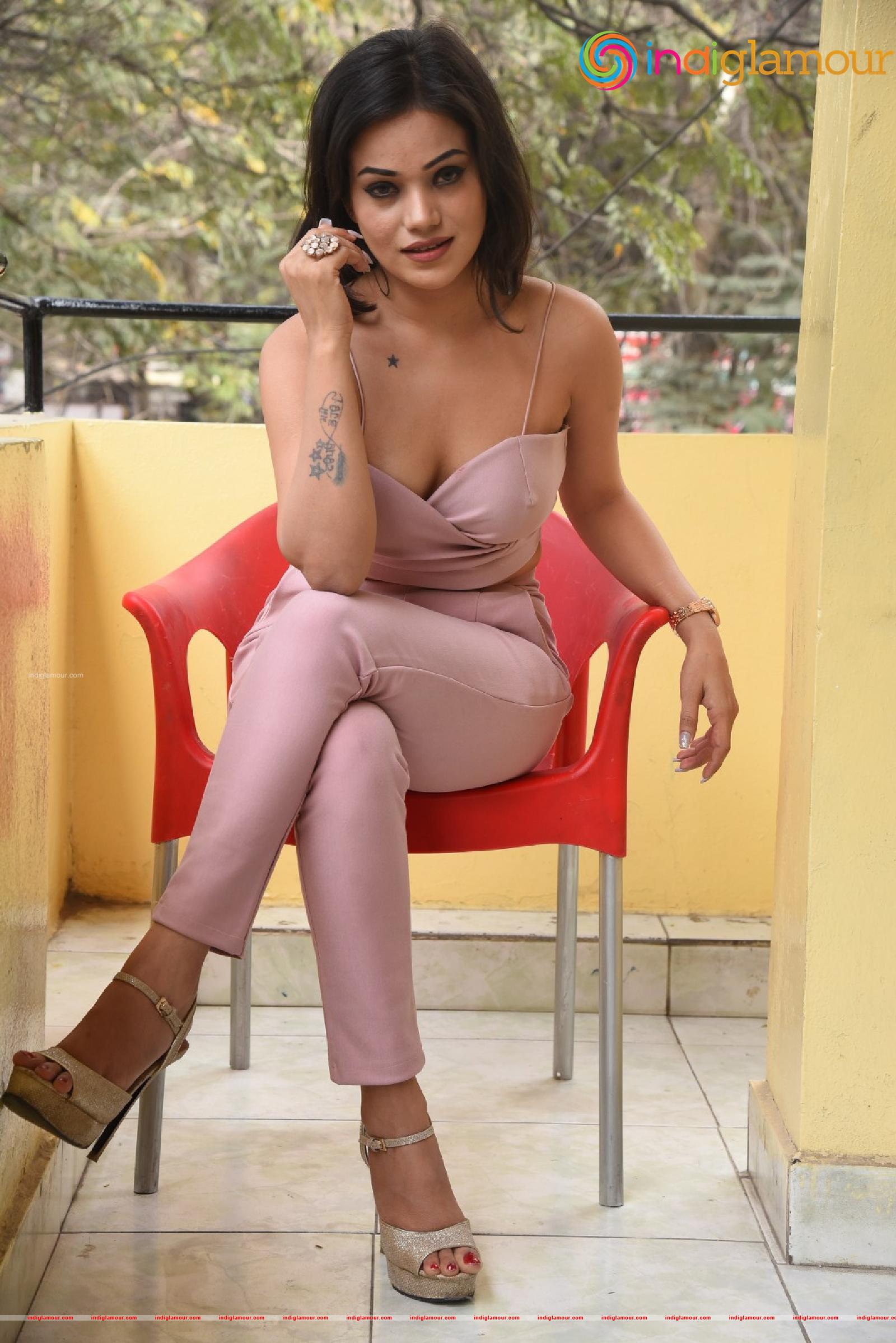 Aakarshika Goyal Actress hd photo