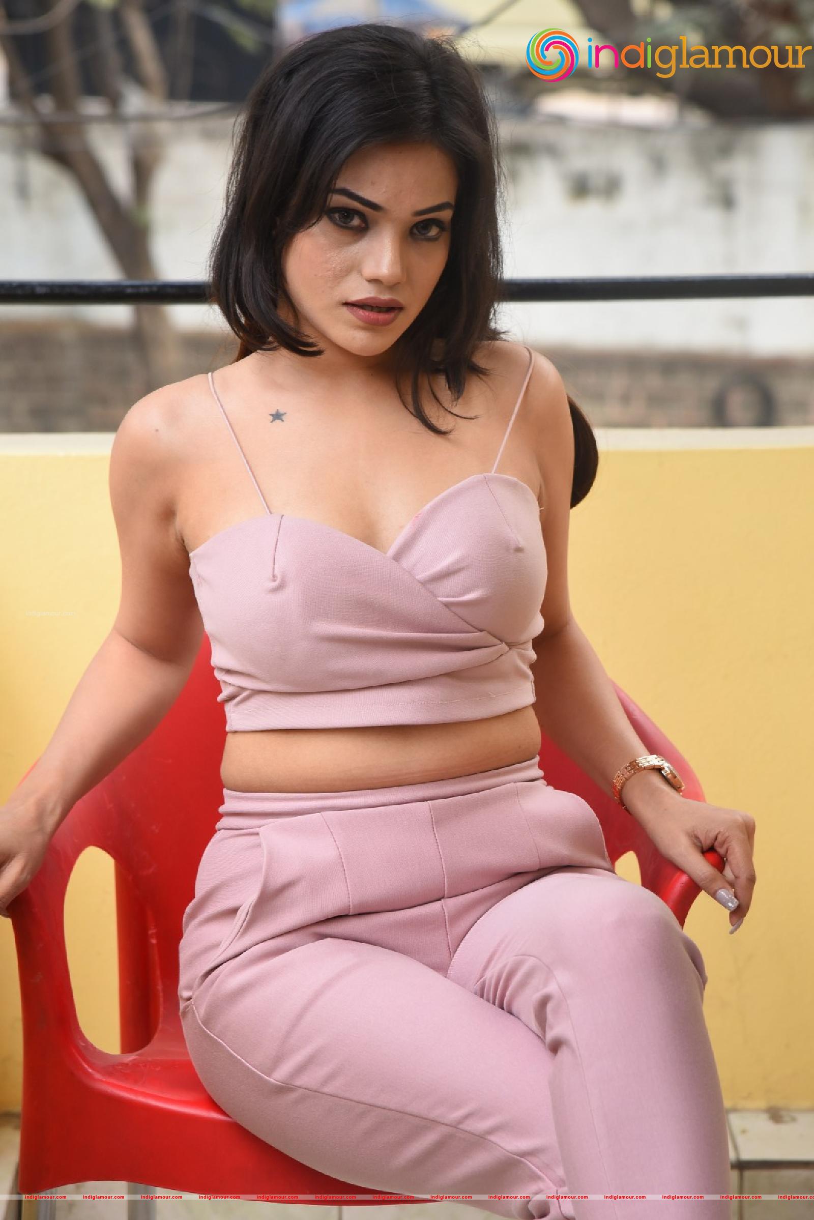 Aakarshika Goyal Actress hd photo