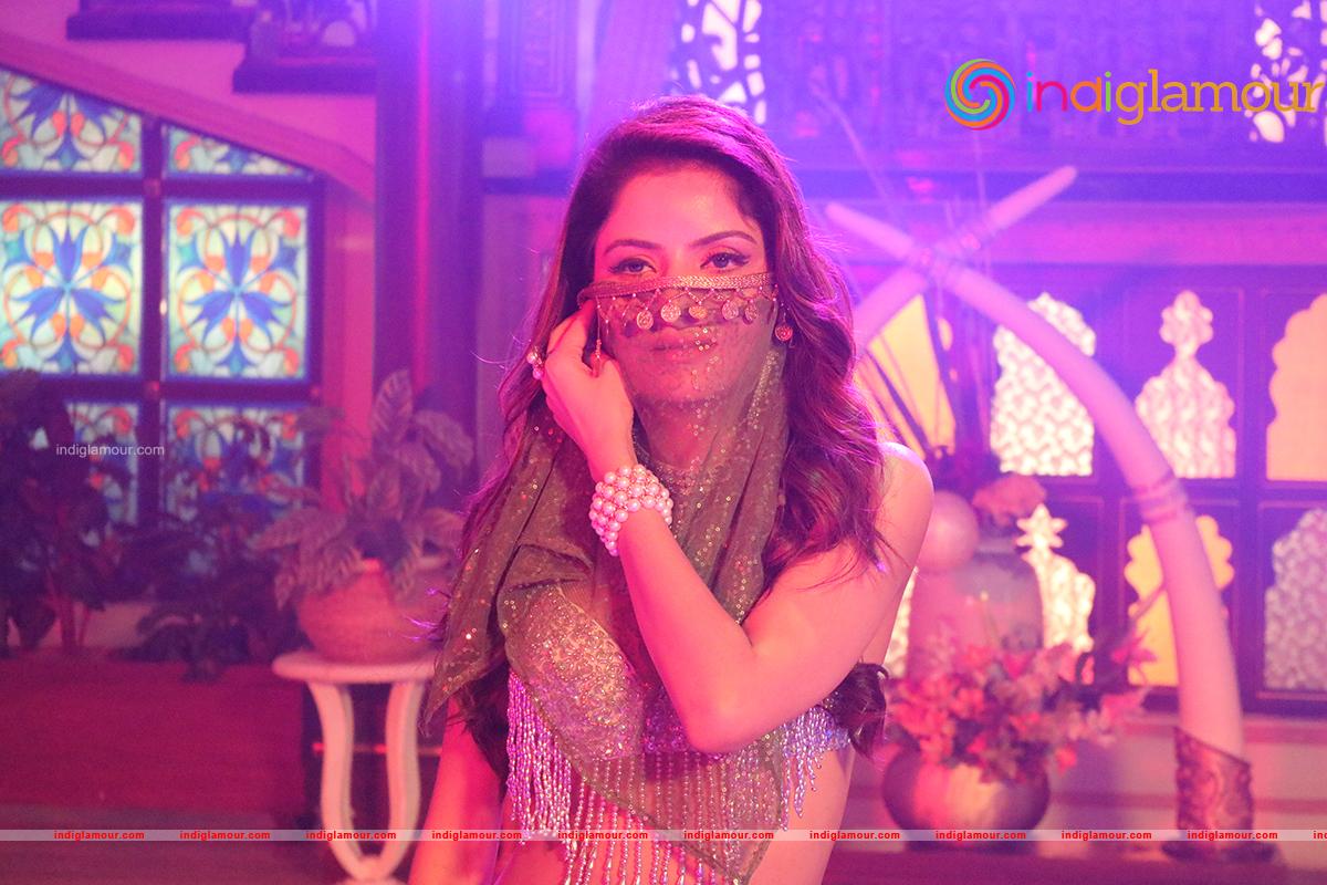 Gehana Vasisth Actress hd photo