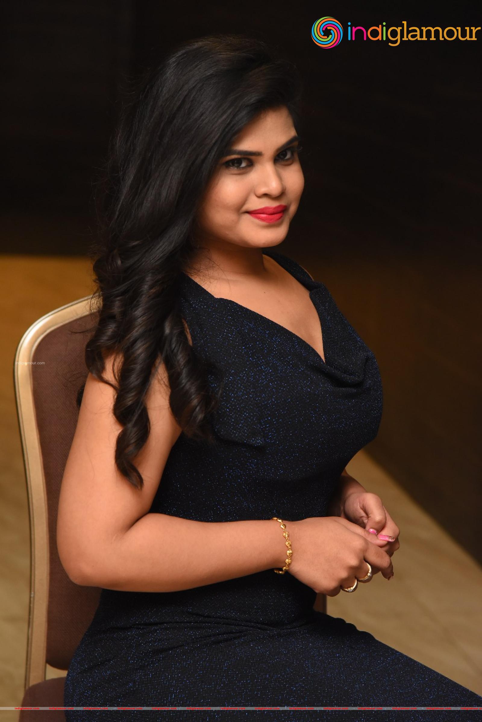 Alekhya Angel Actress hd photo